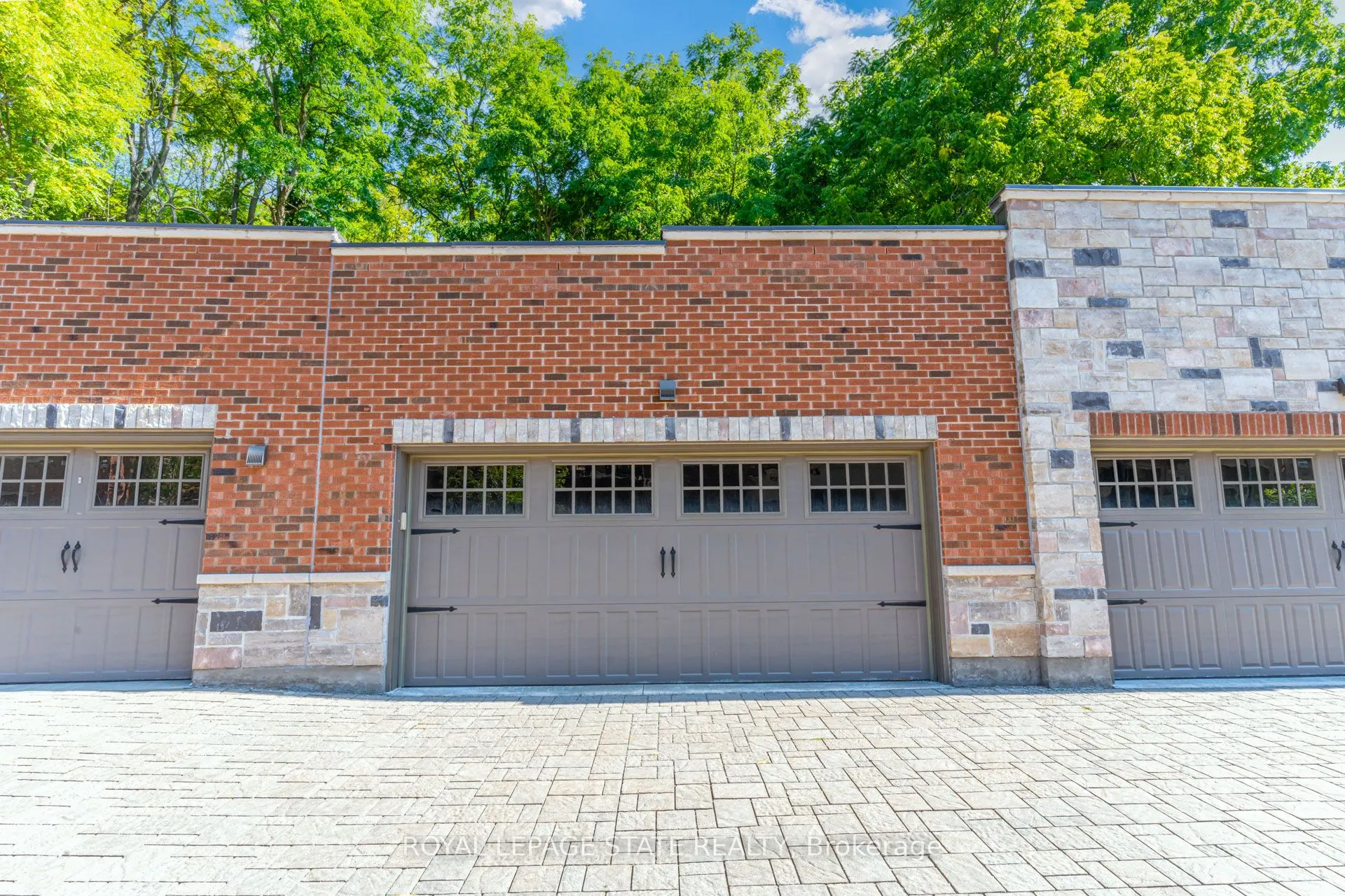 397 King Street W, #215
