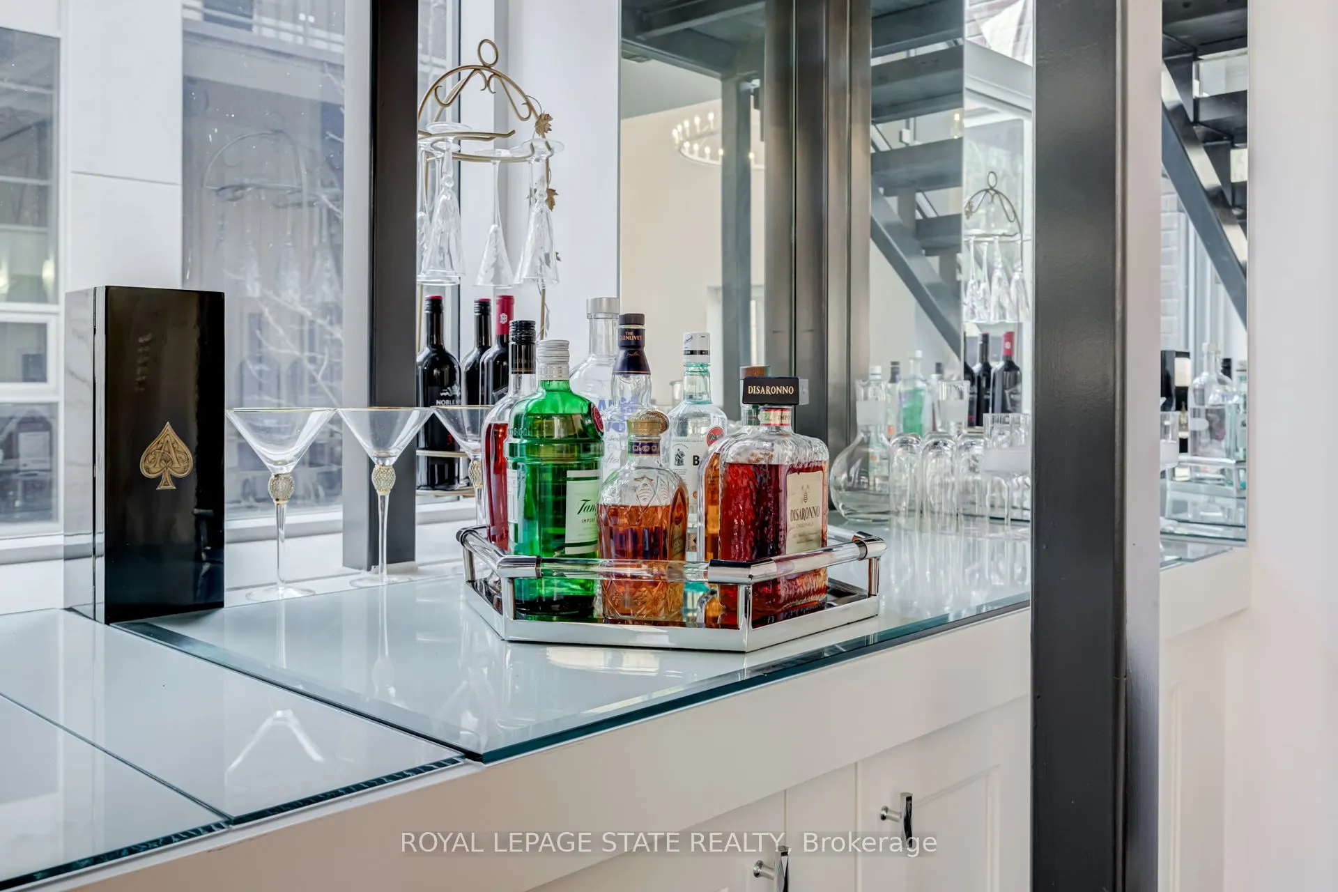 397 King Street W, #215