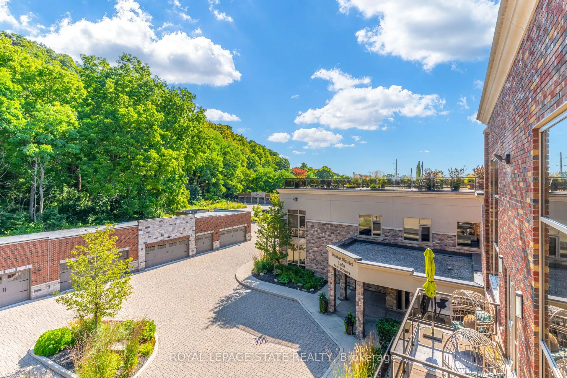 397 King Street W, #215