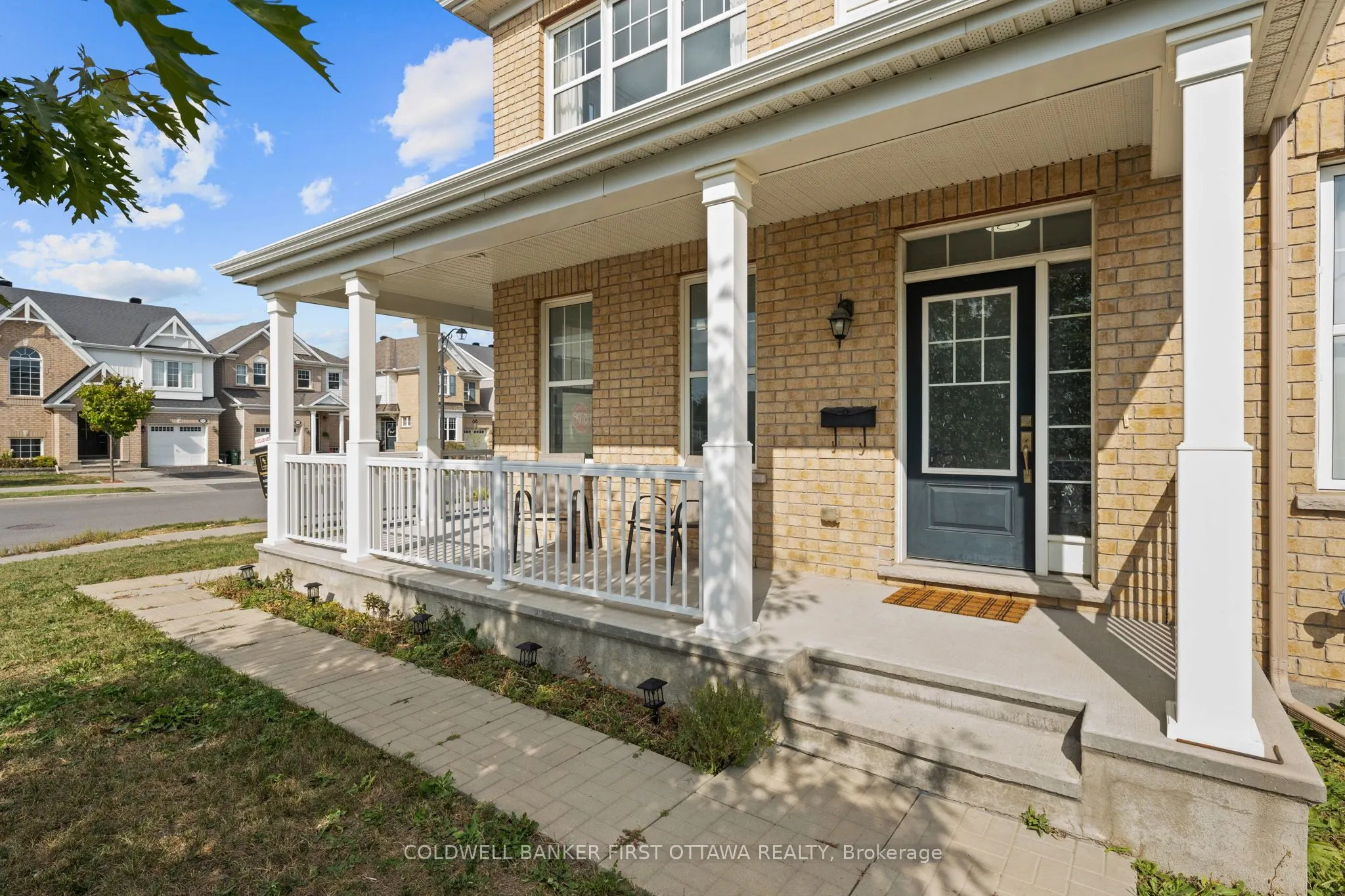 619 DUNDONALD Drive