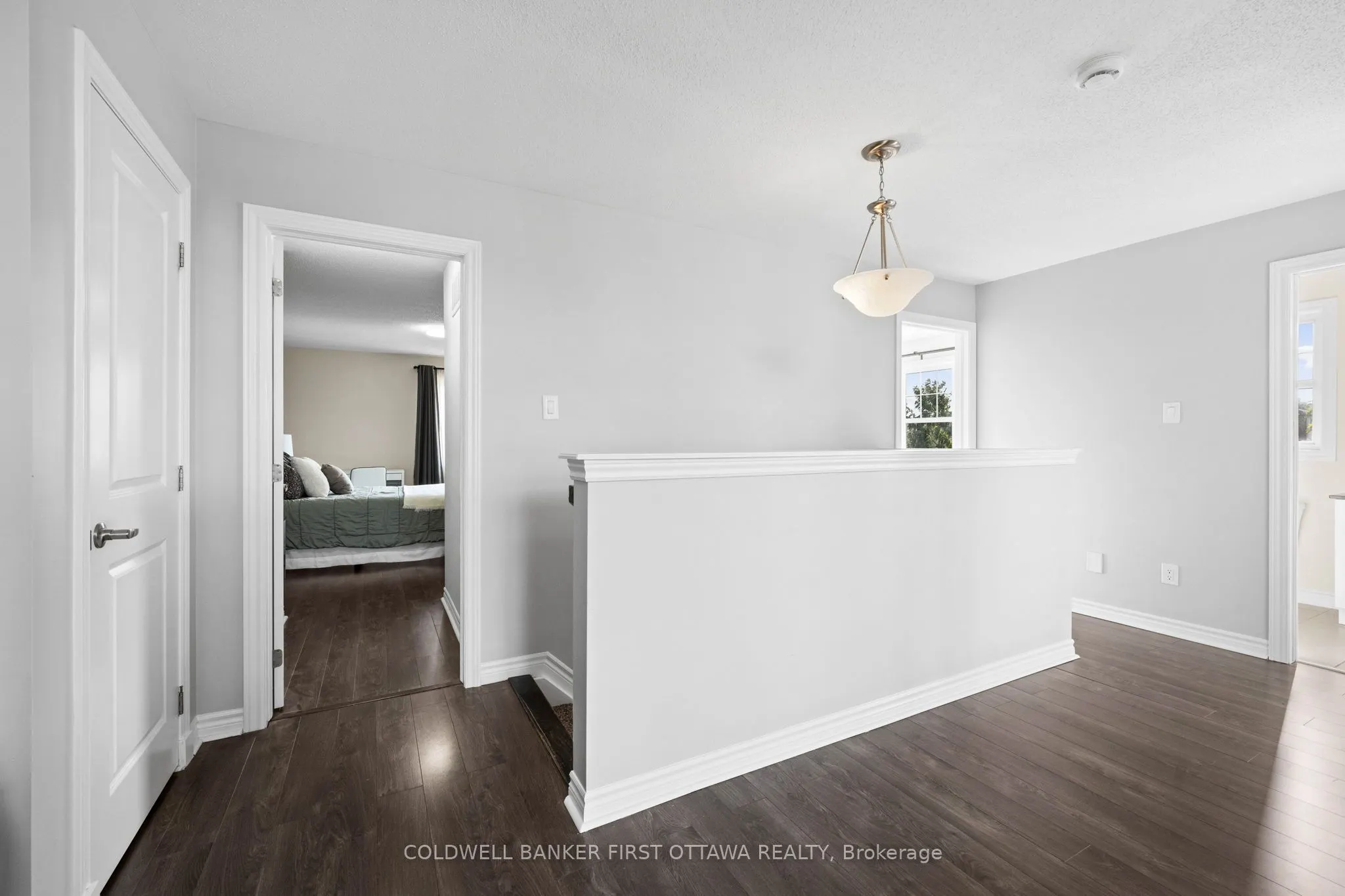 619 DUNDONALD Drive