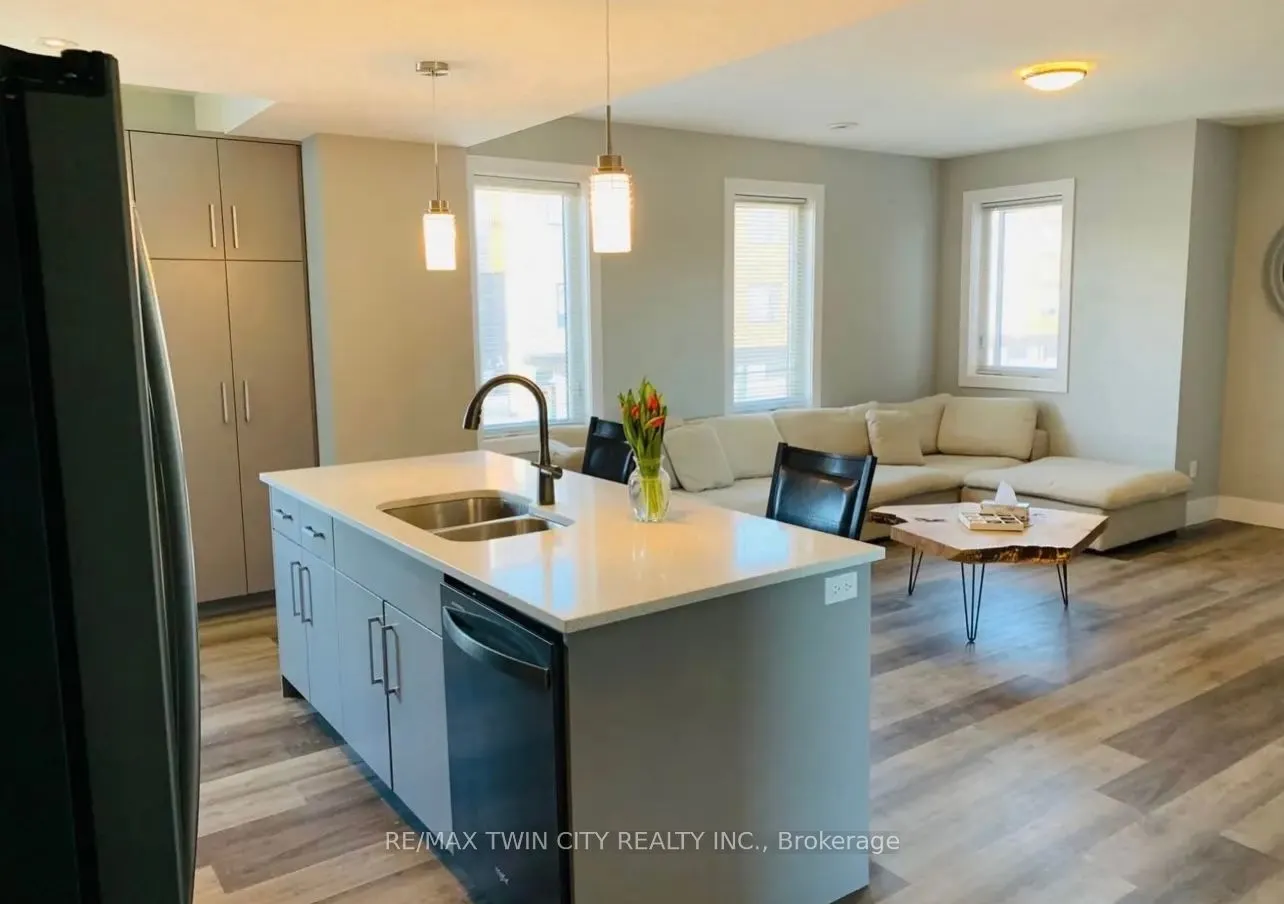 54 Bridge Street W, #27