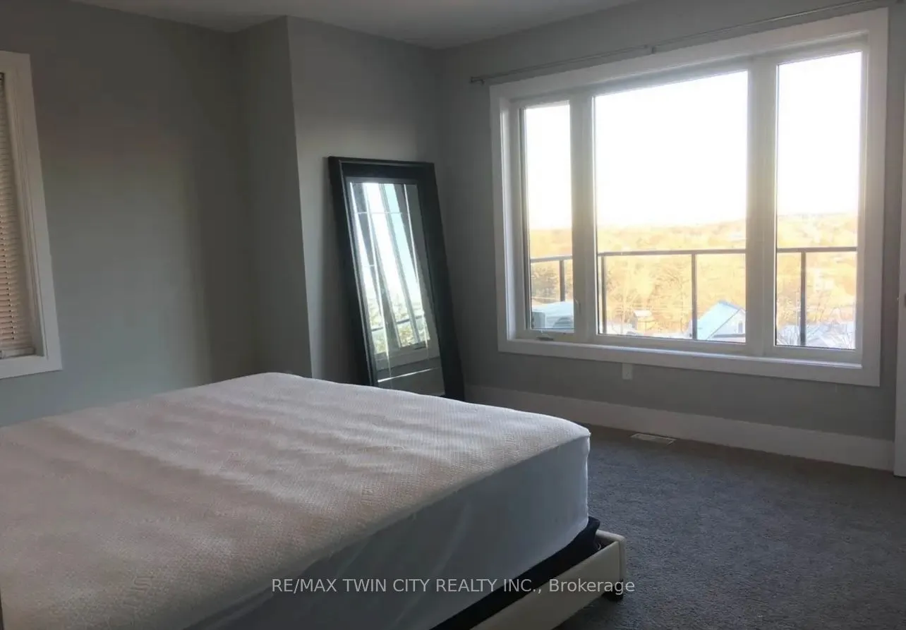 54 Bridge Street W, #27