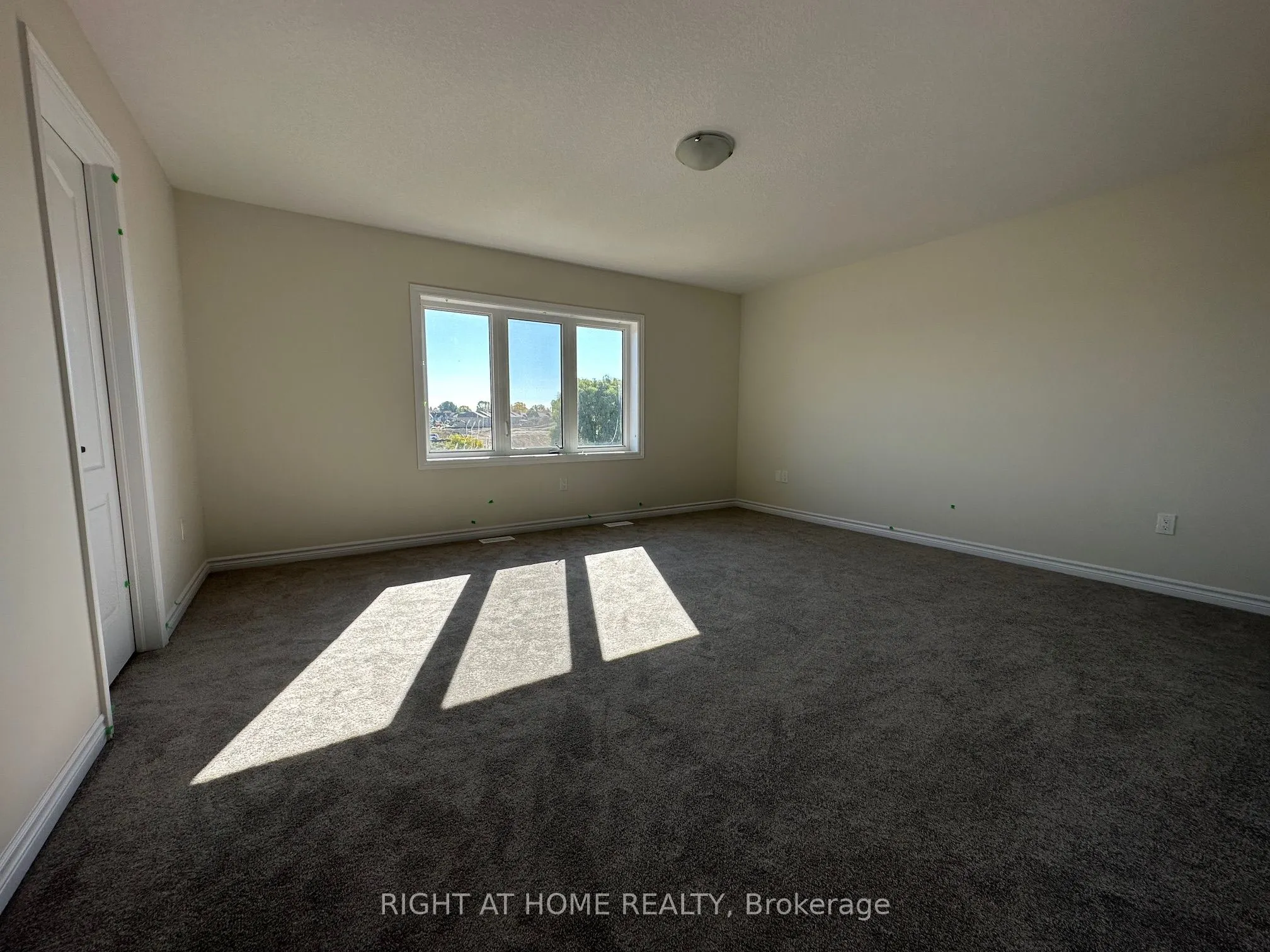17 Cahill Drive, #Upper