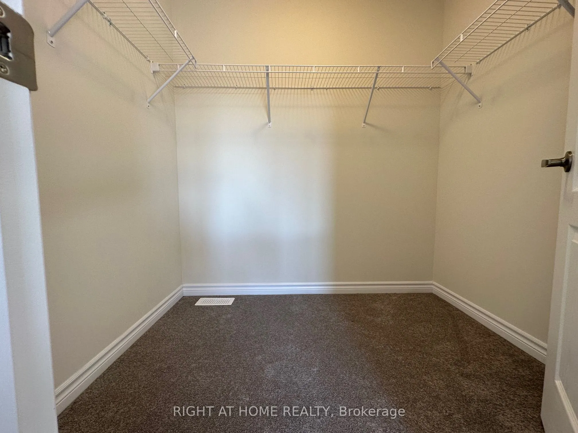 17 Cahill Drive, #Upper