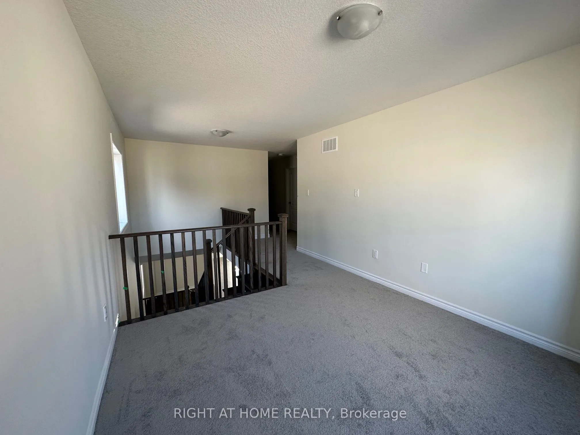 17 Cahill Drive, #Upper