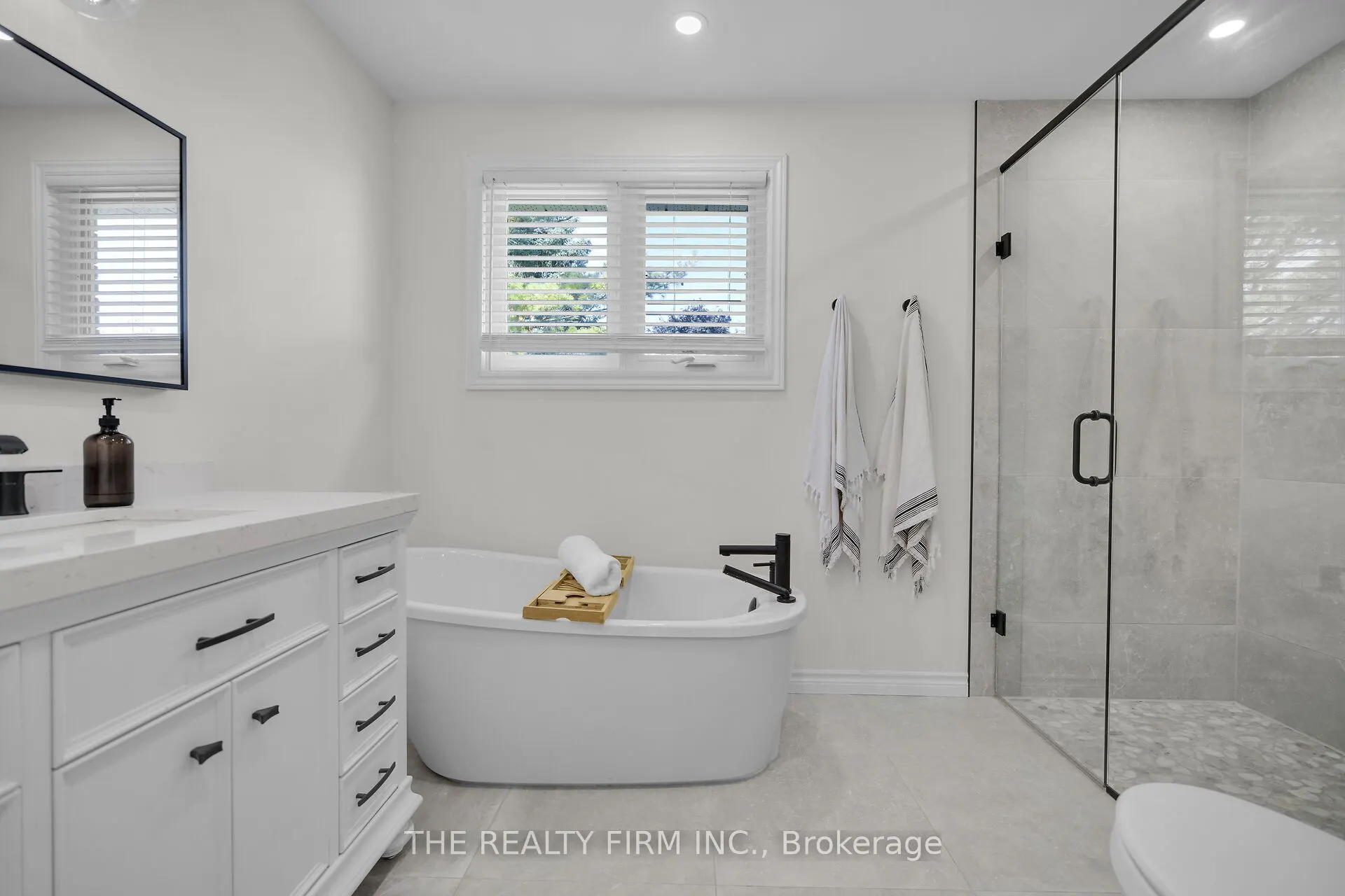 1601 Phillbrook Drive