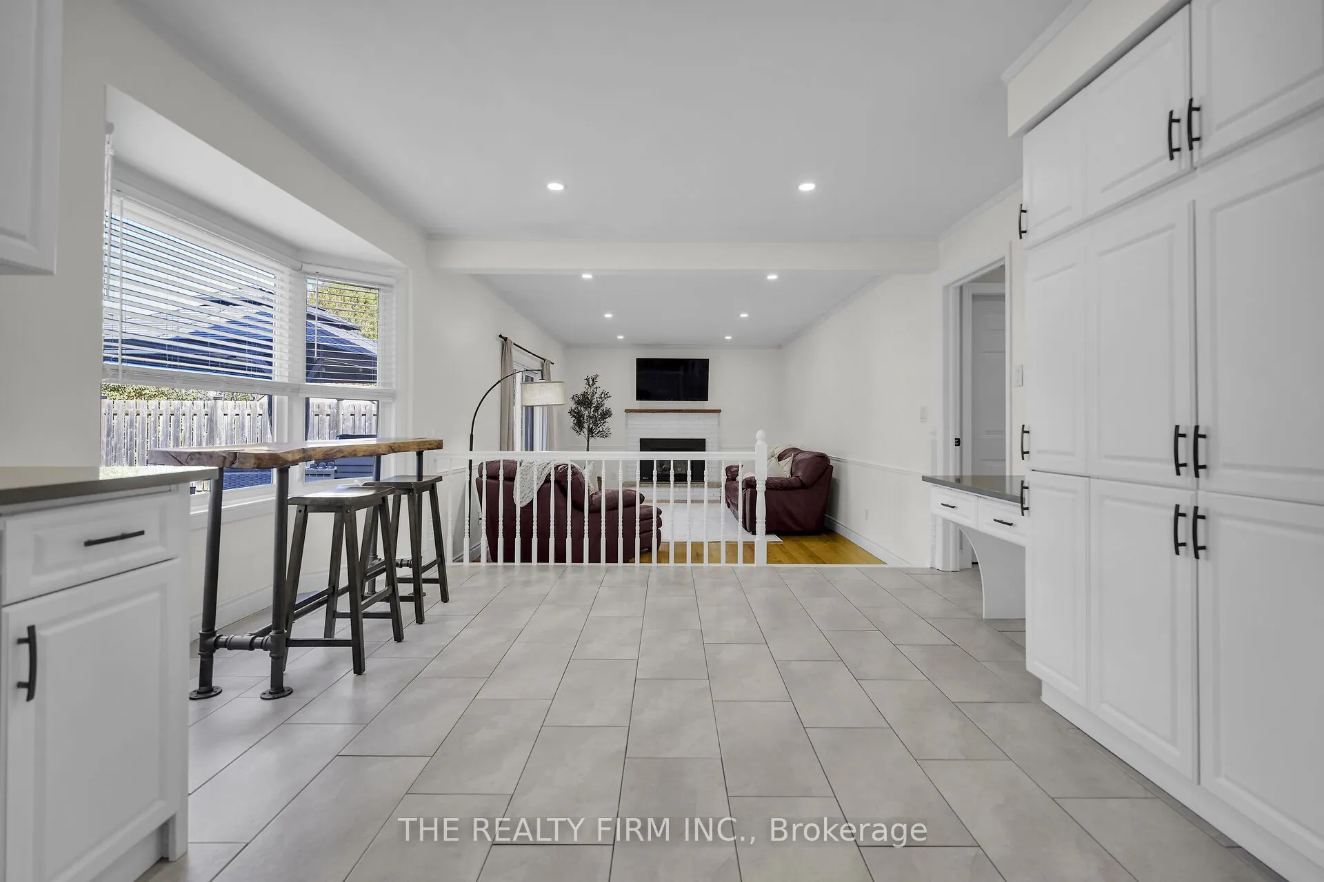 1601 Phillbrook Drive