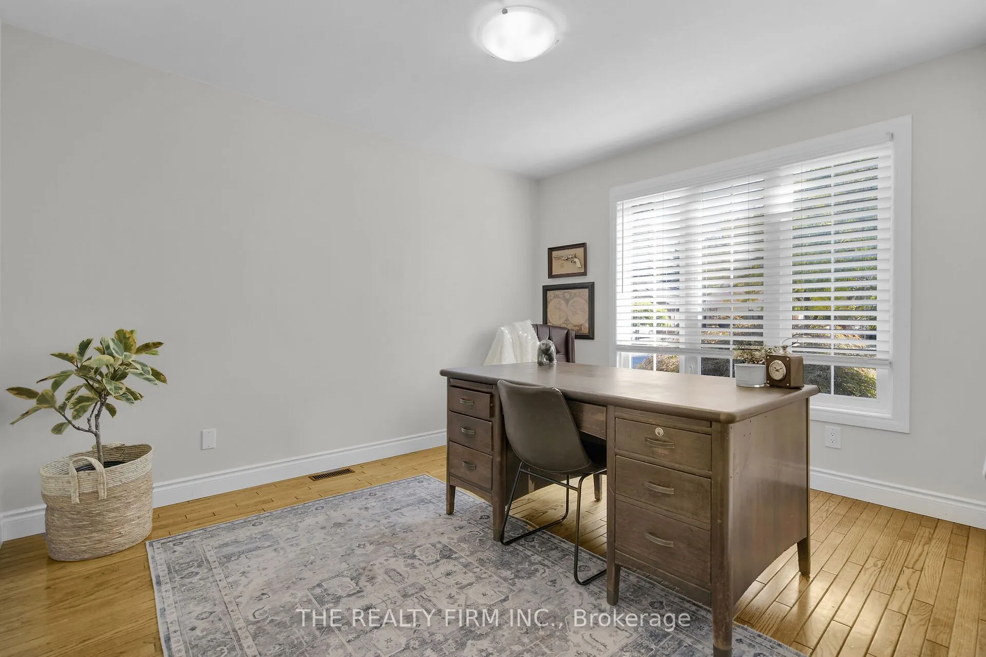 1601 Phillbrook Drive