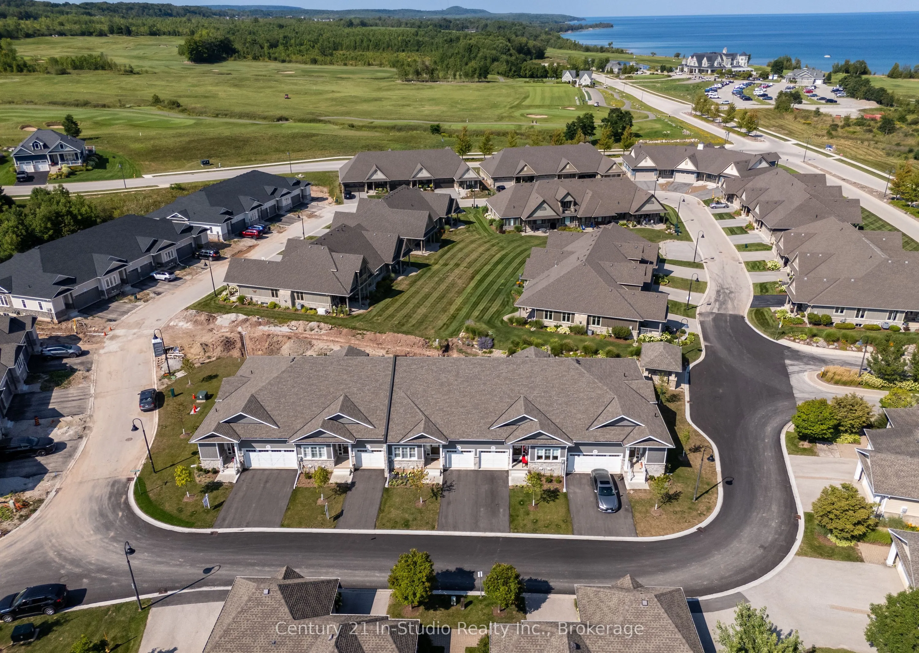 219 Ironwood Way, #219