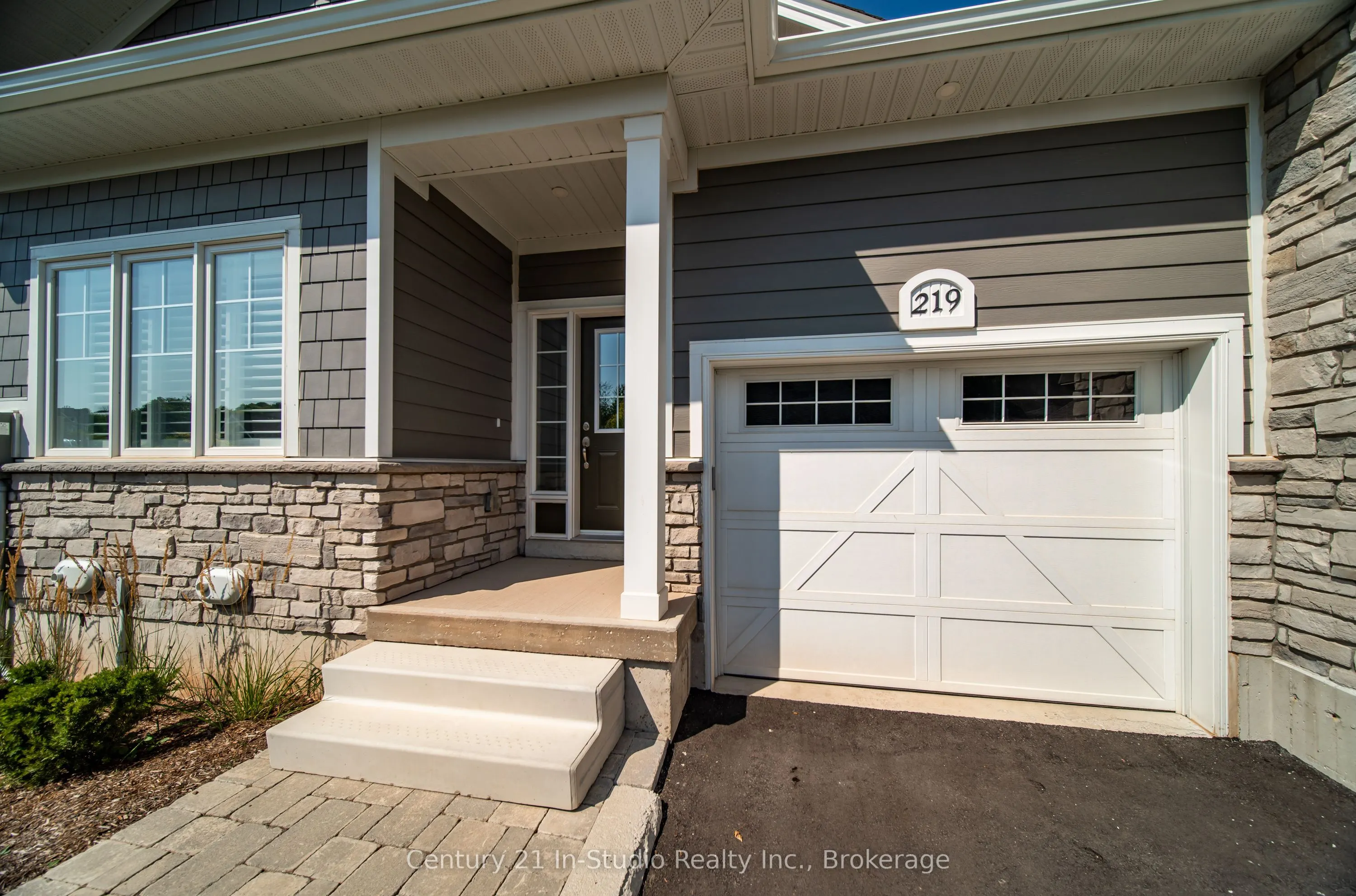 219 Ironwood Way, #219