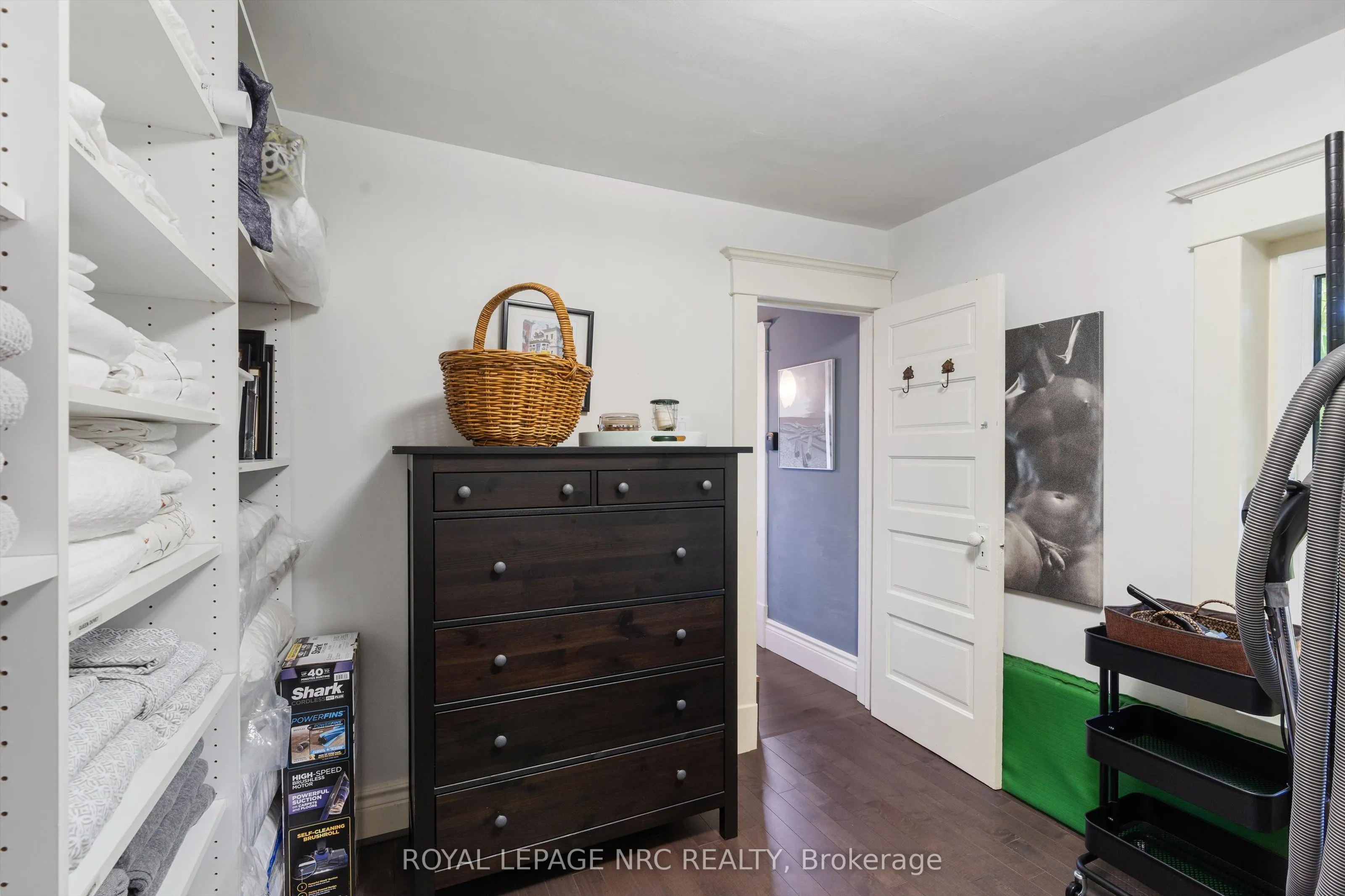 326 Lakeshore Road