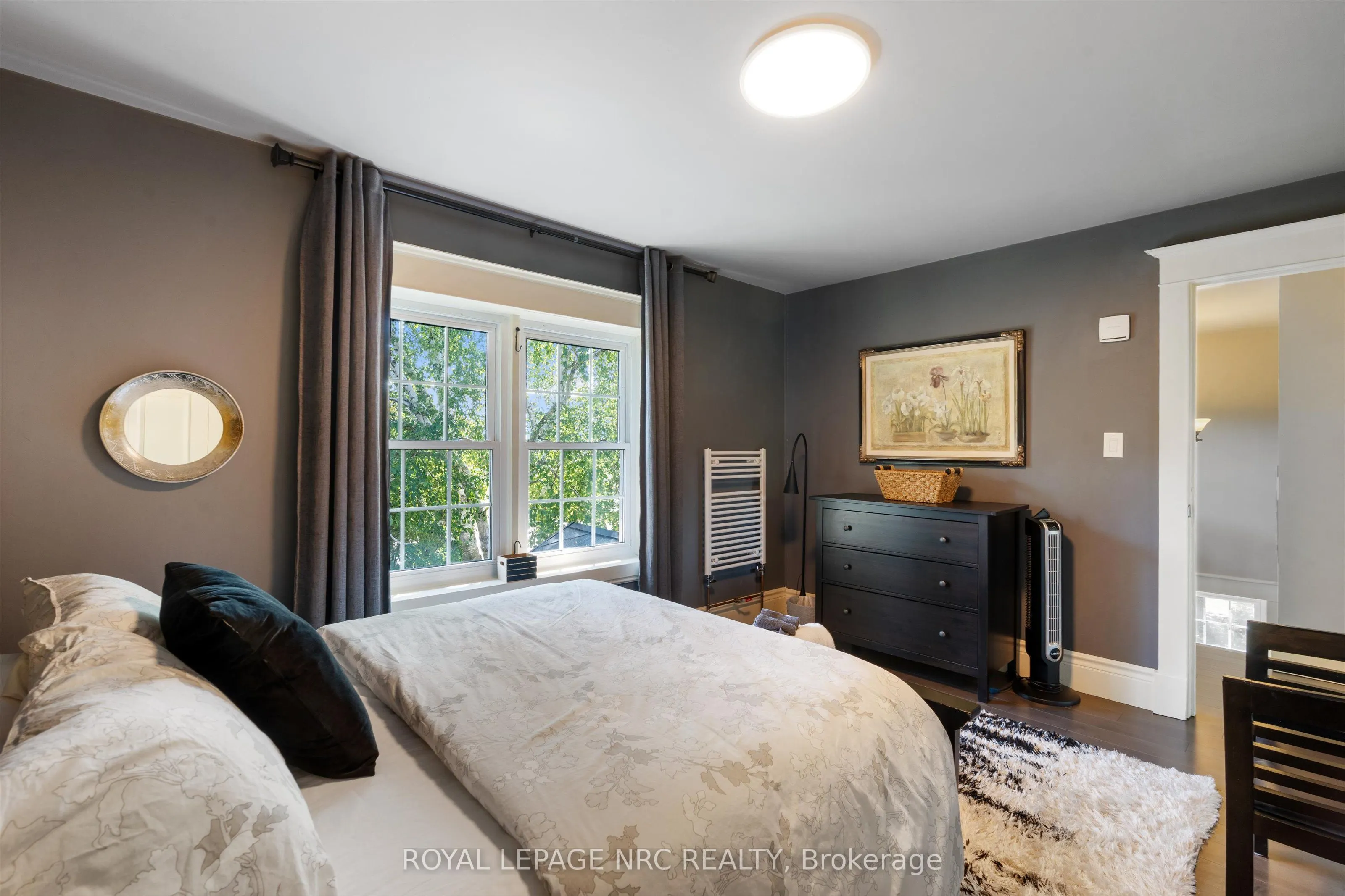 326 Lakeshore Road
