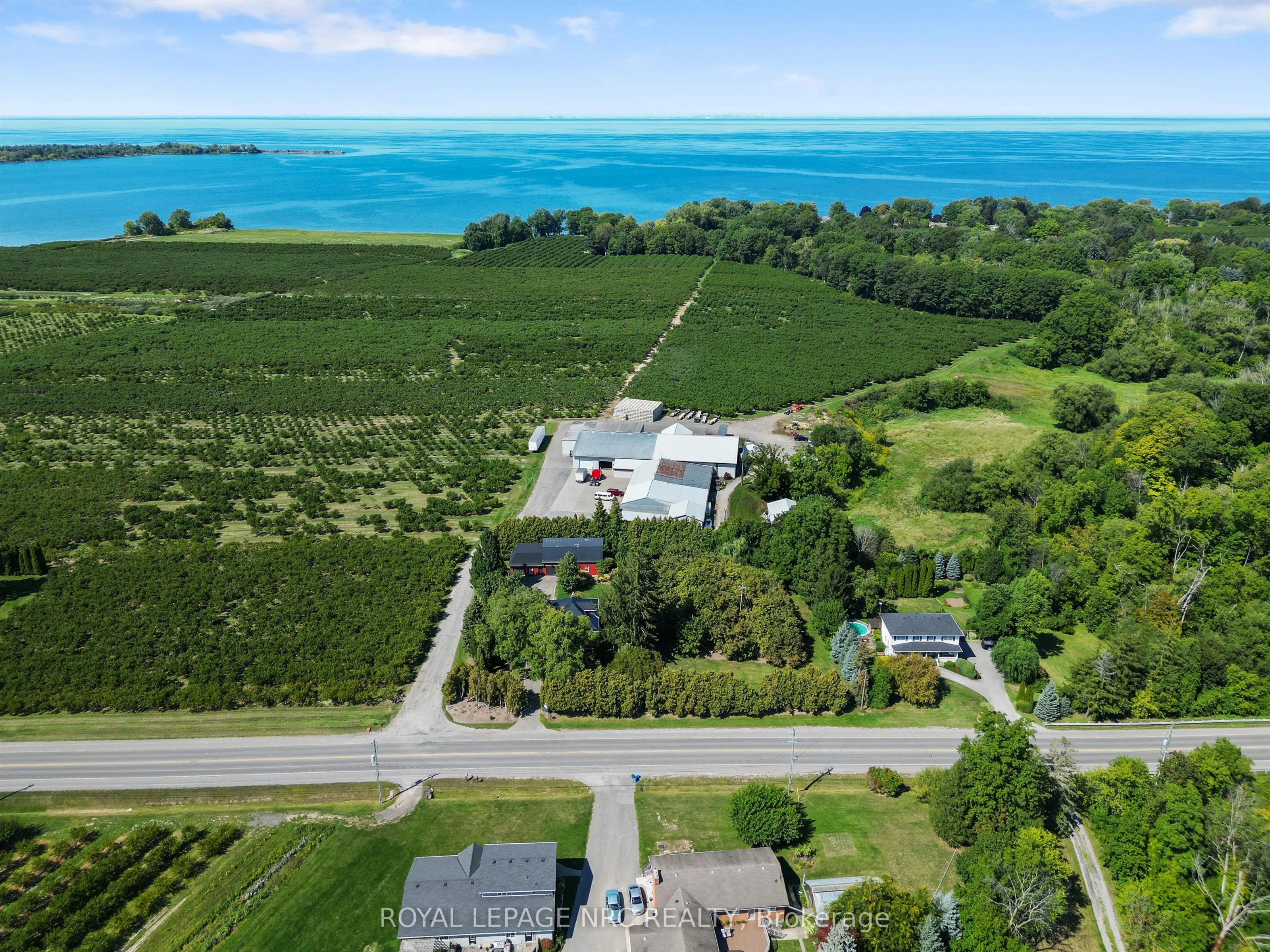 326 Lakeshore Road