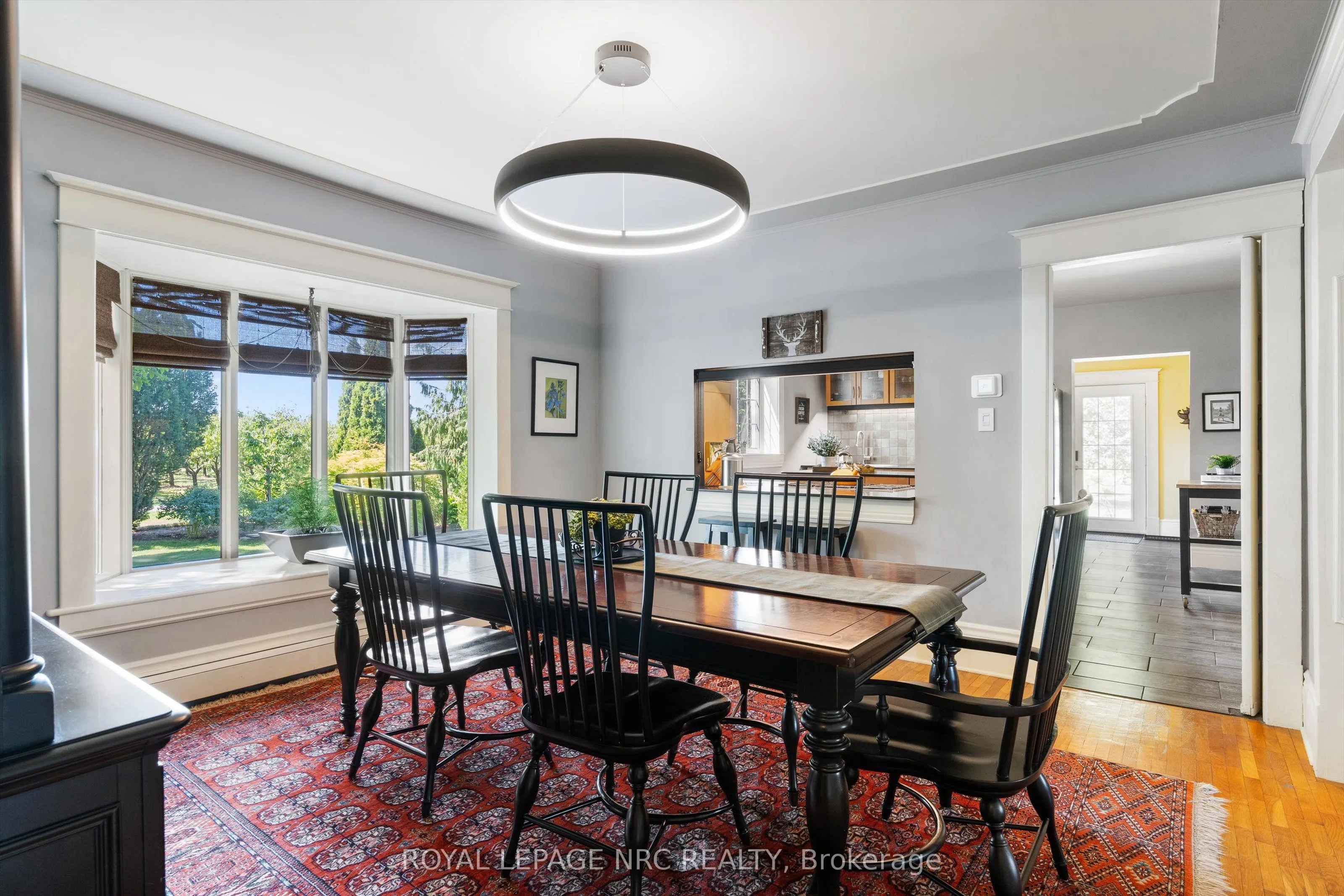 326 Lakeshore Road