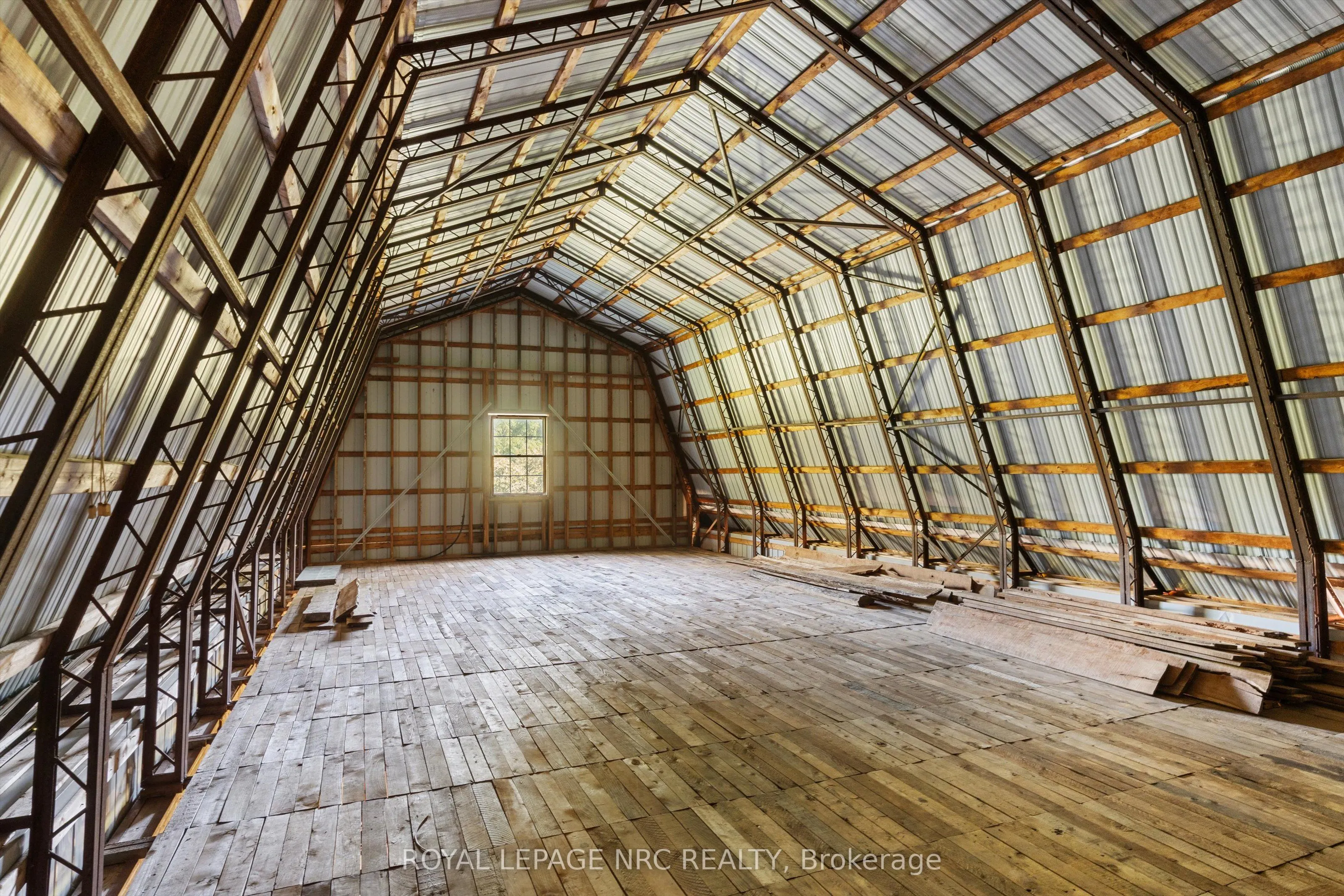 326 Lakeshore Road