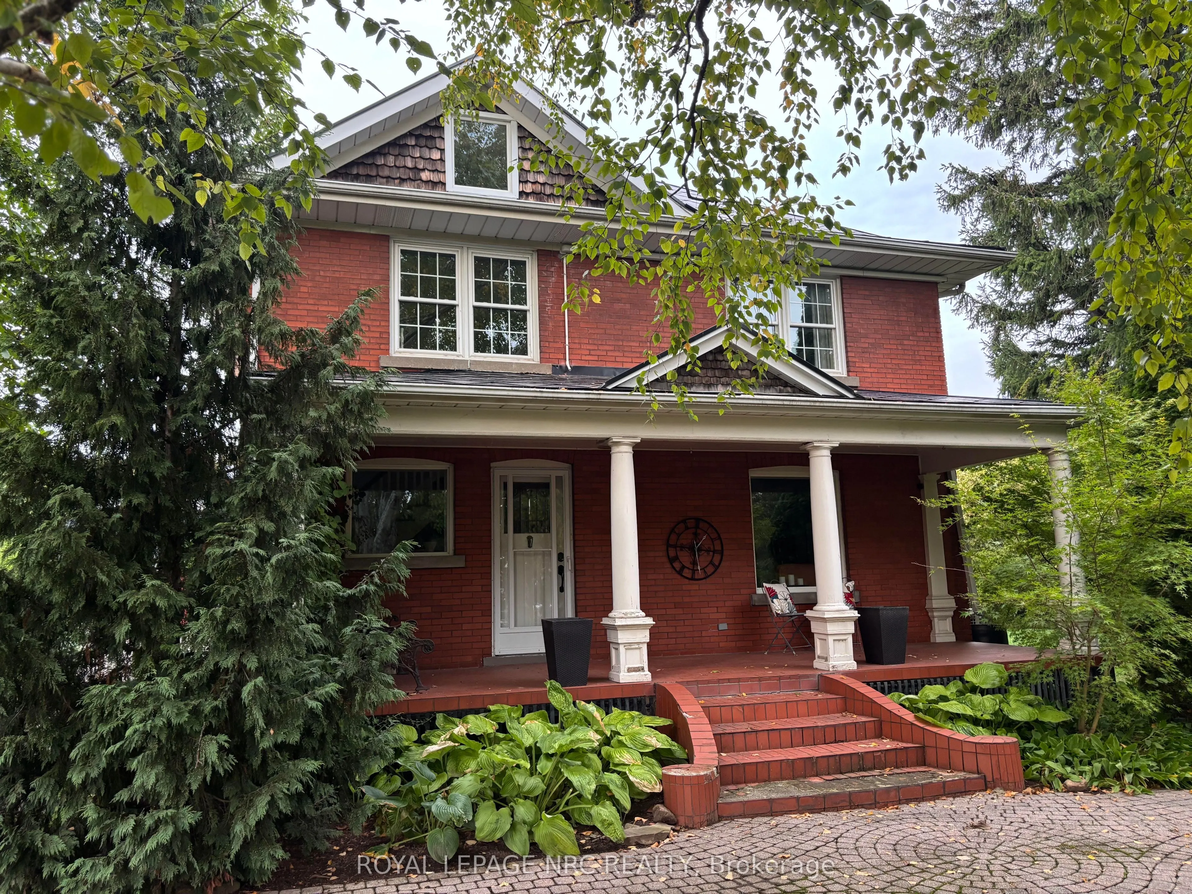 326 Lakeshore Road
