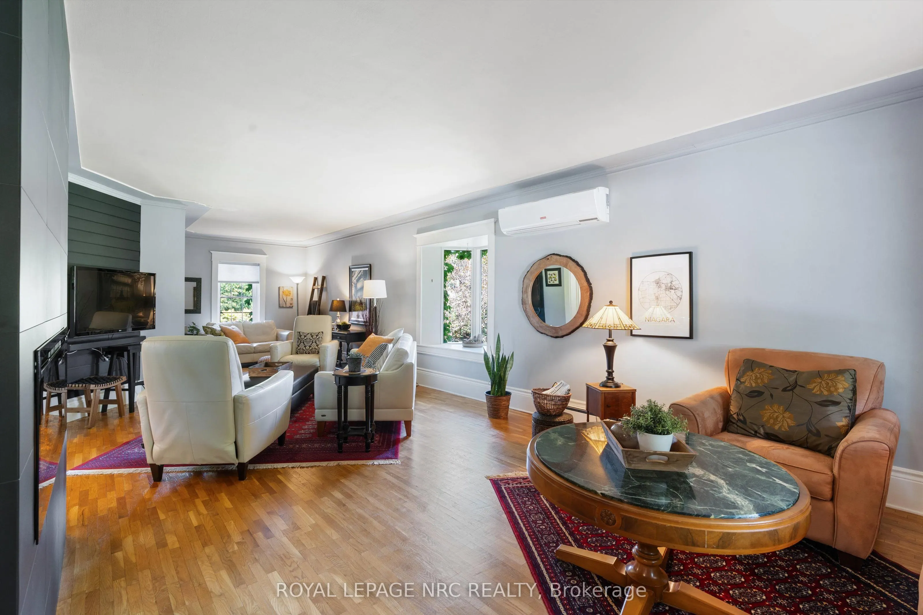 326 Lakeshore Road