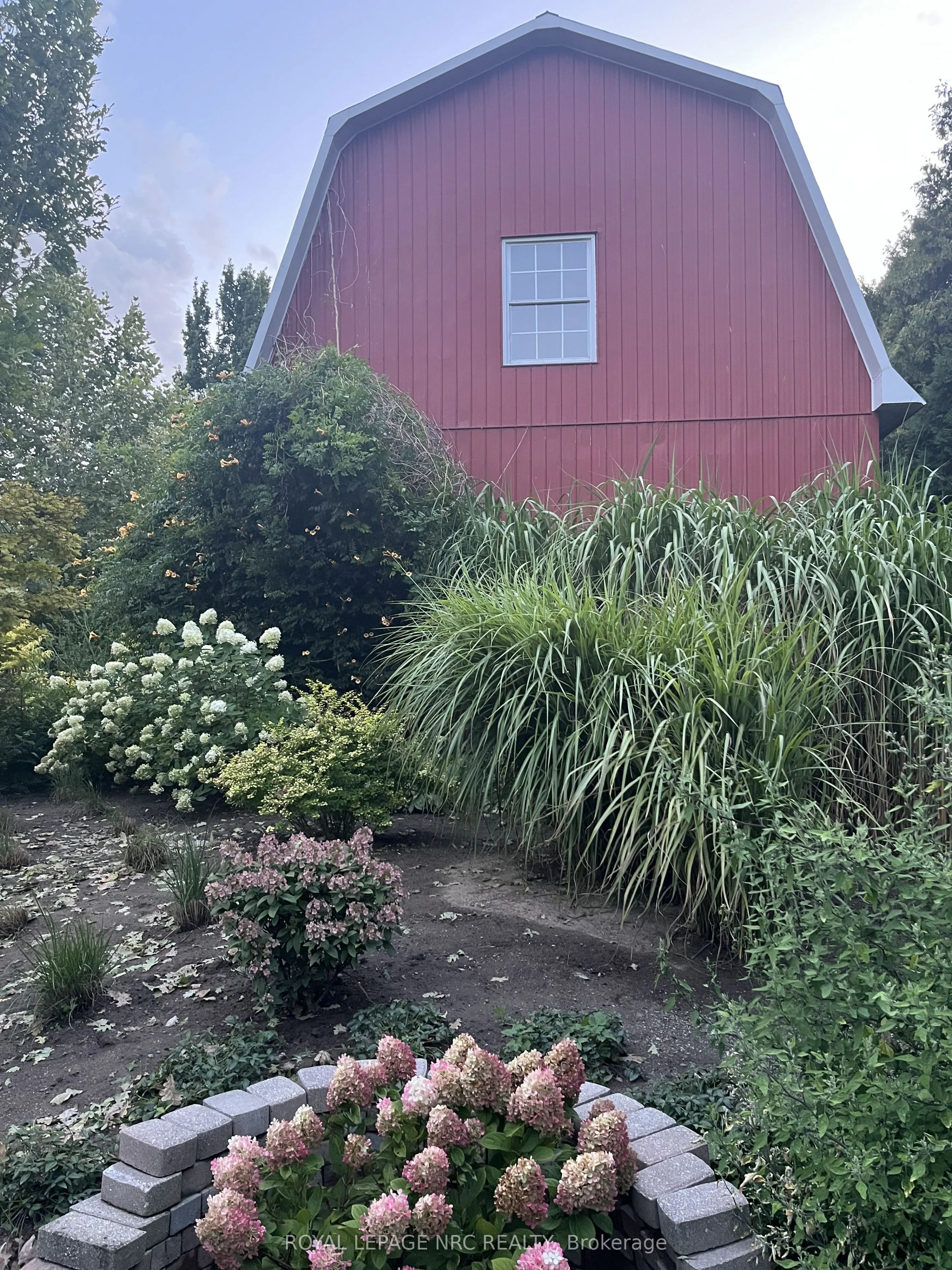 326 Lakeshore Road