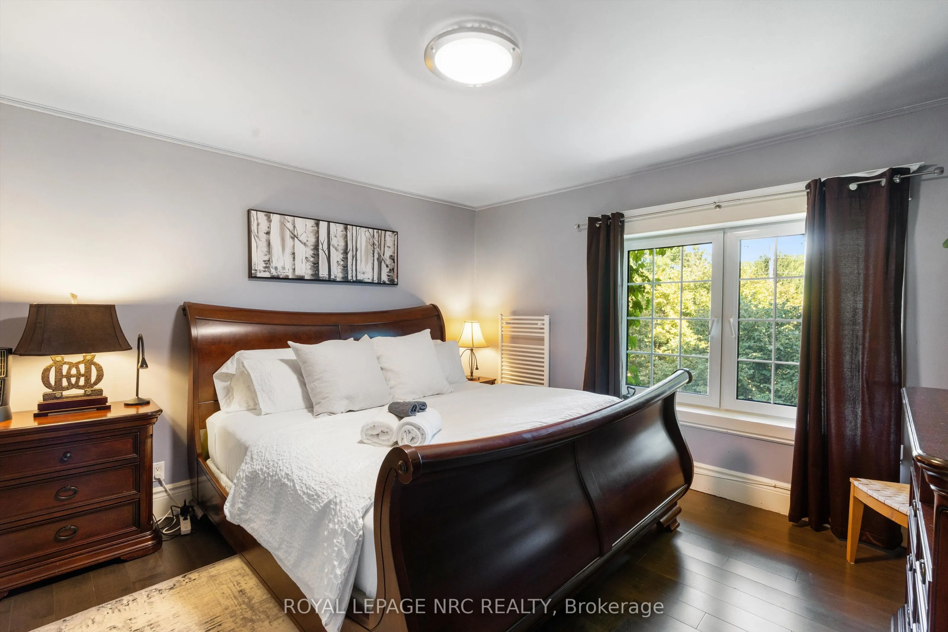326 Lakeshore Road