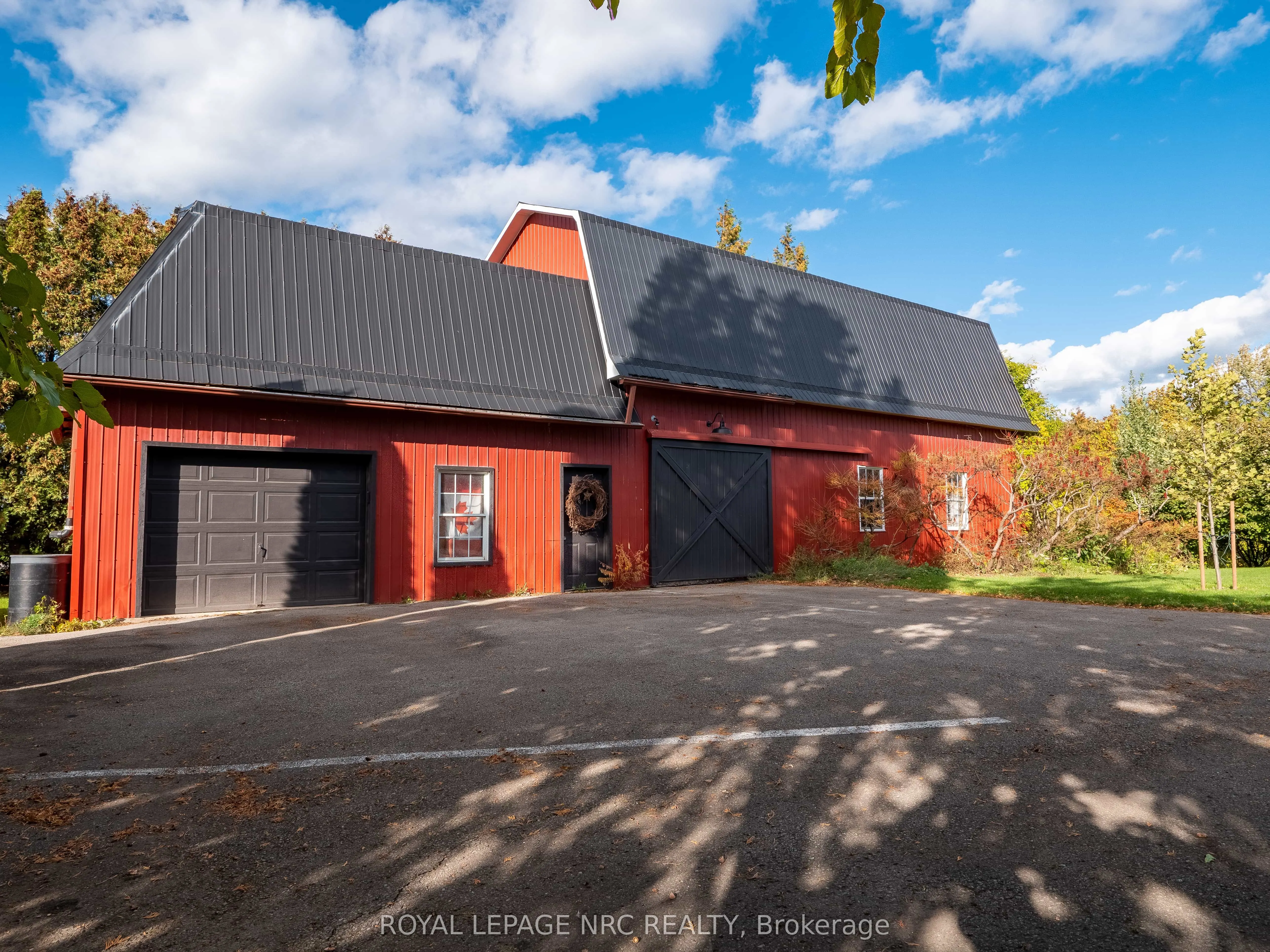 326 Lakeshore Road