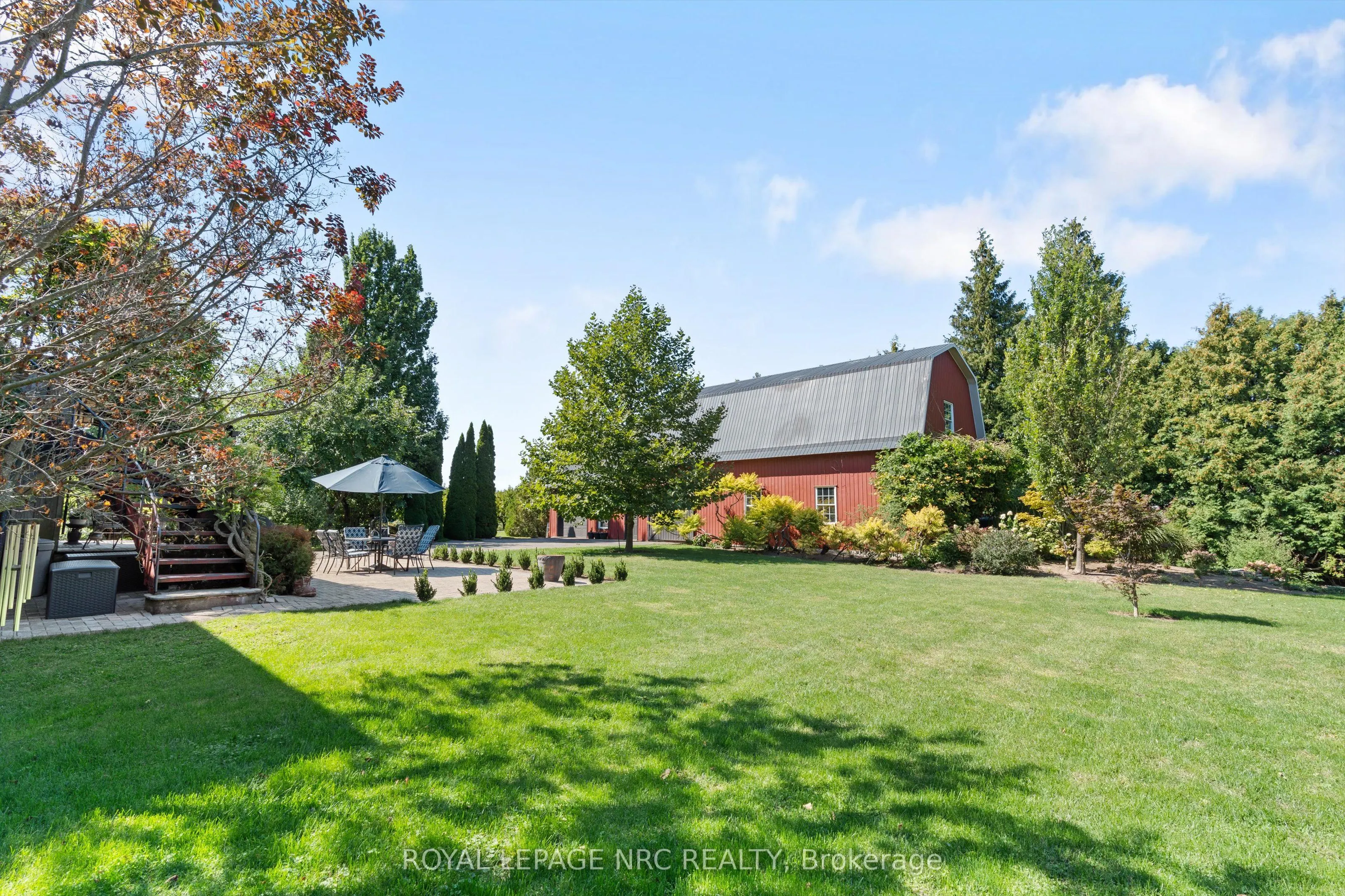 326 Lakeshore Road