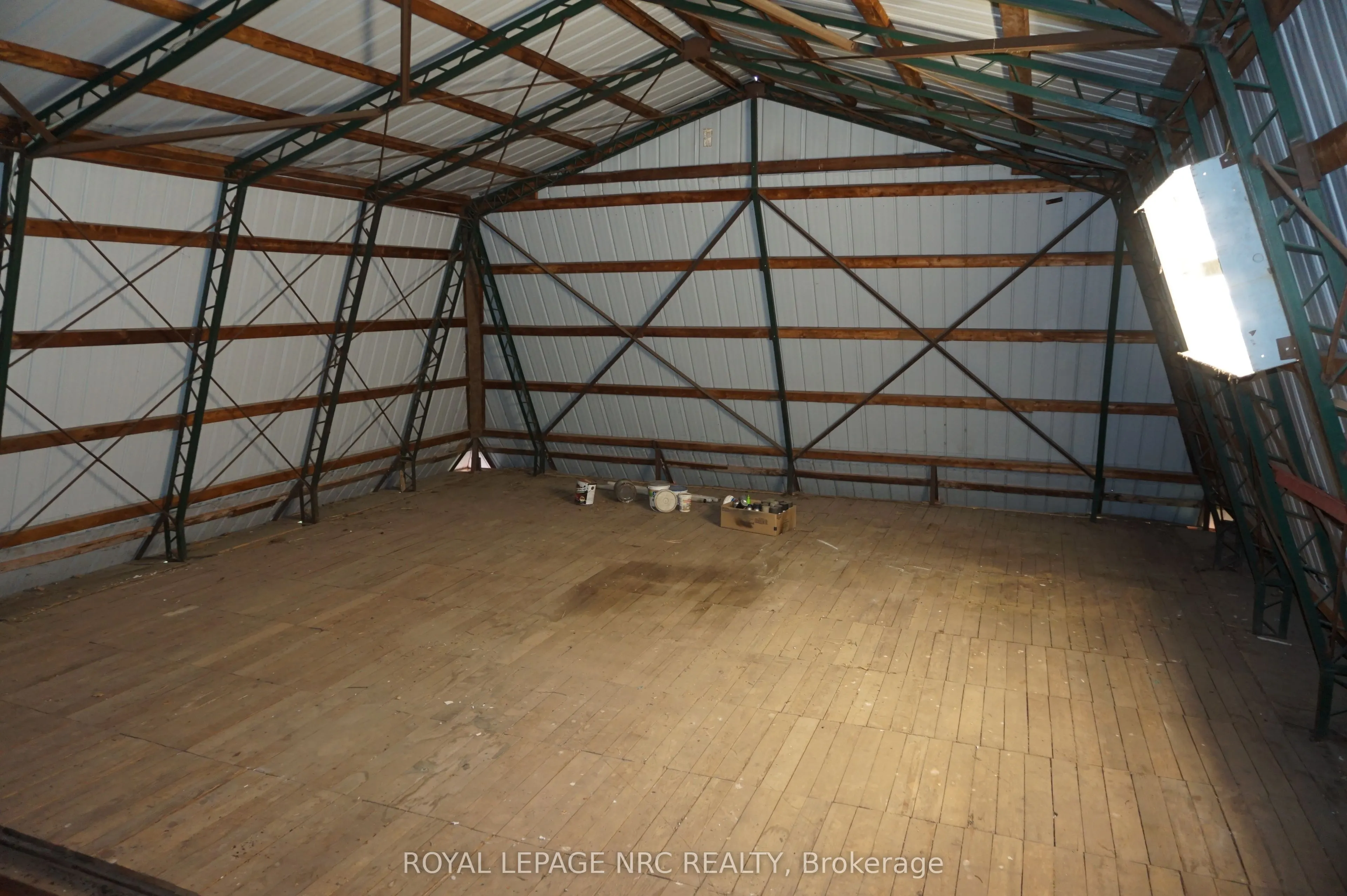 326 Lakeshore Road