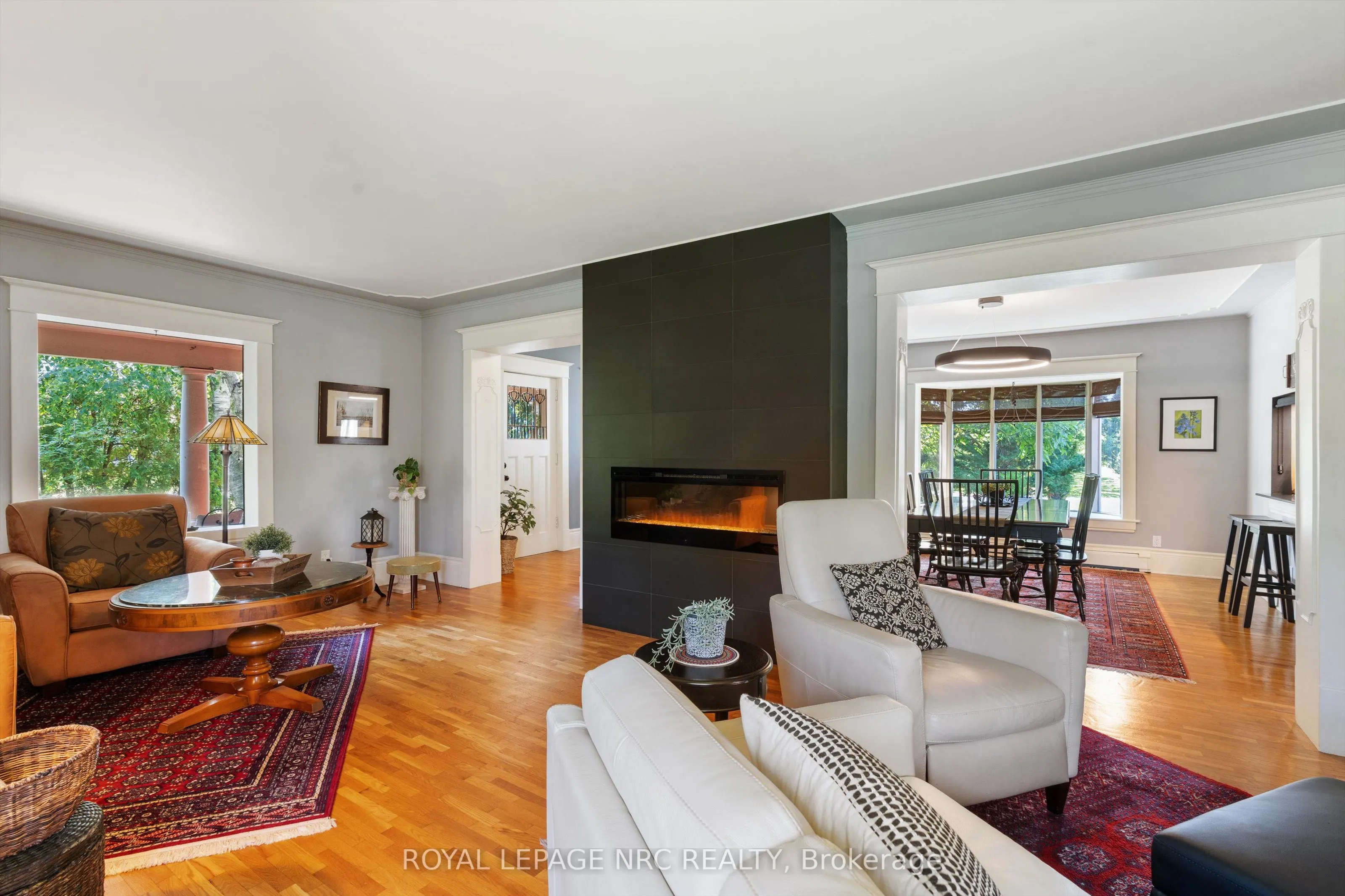 326 Lakeshore Road