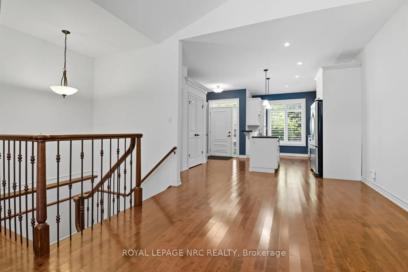 409 Niagara Street, #14
