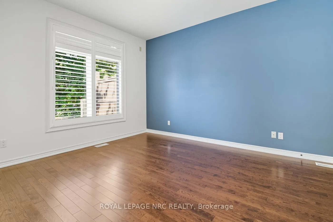 409 Niagara Street, #14