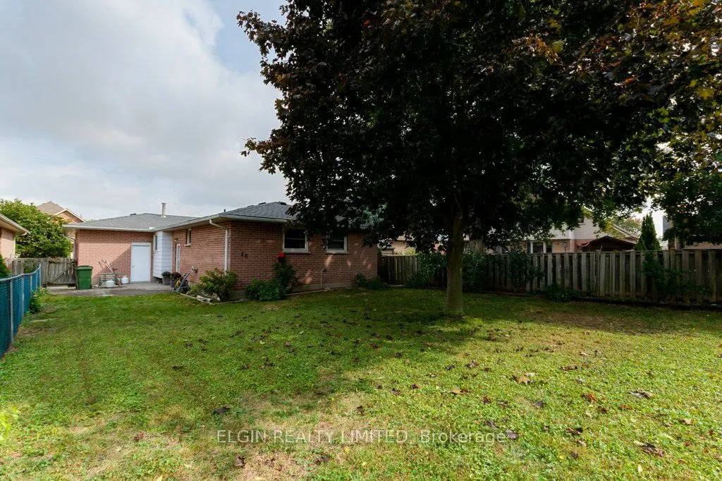 20 Farmington Drive