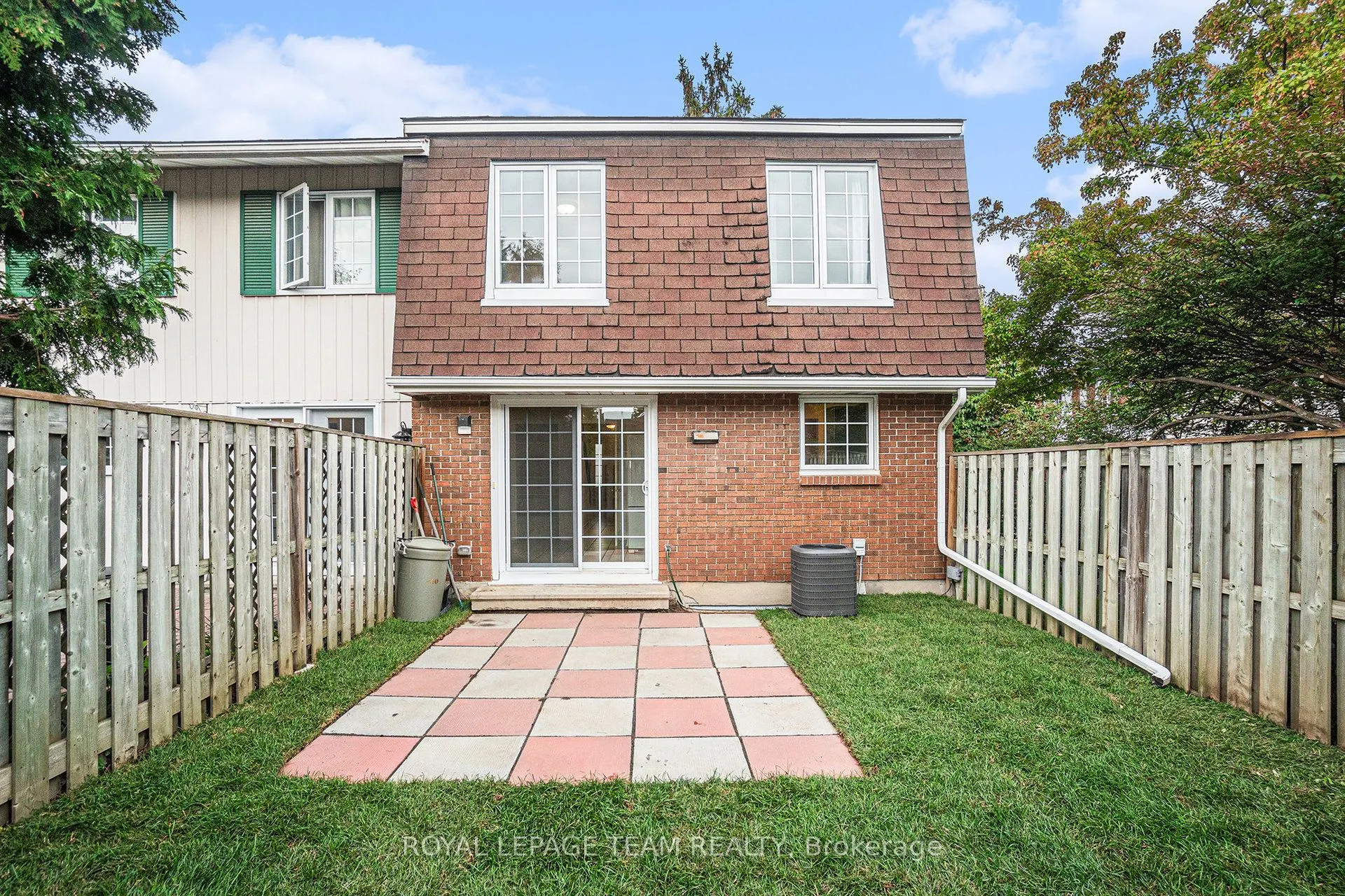 440 Kintyre Private, #218