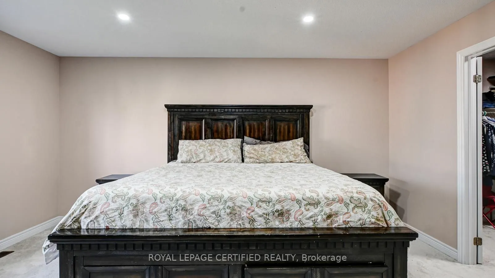 33 Robbins Ridge E