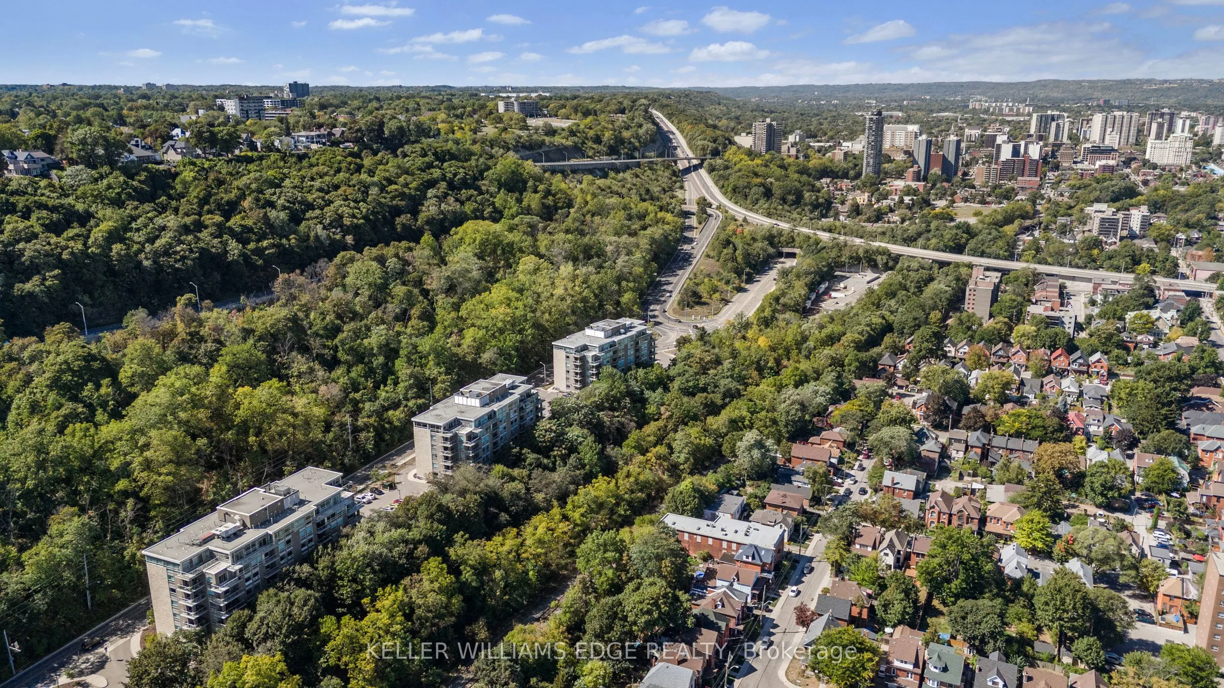 455 Charlton Avenue E, #401