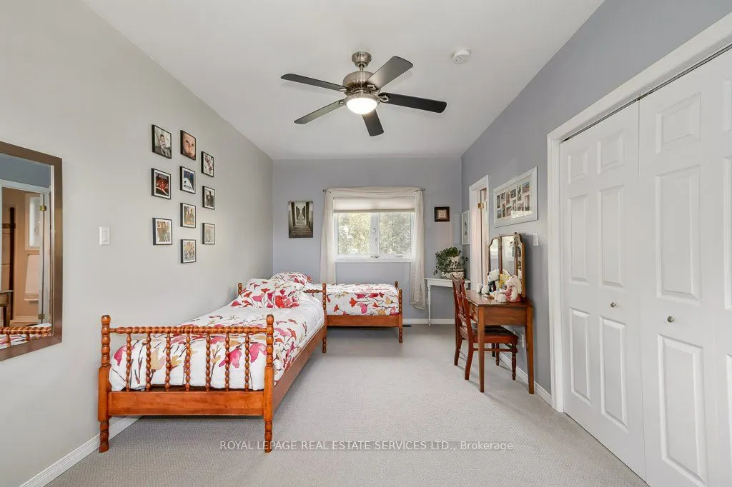 142 Lakeshore Road S