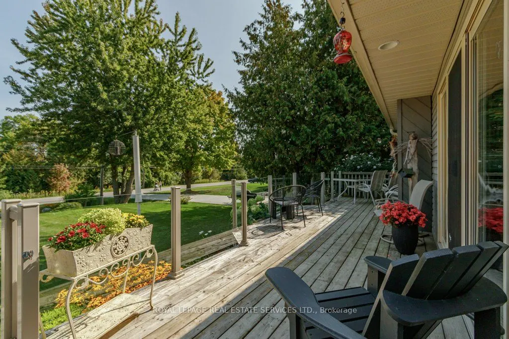 142 Lakeshore Road S