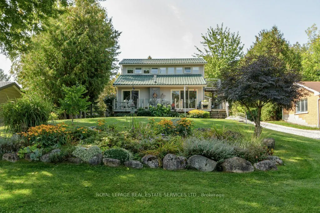 142 Lakeshore Road S