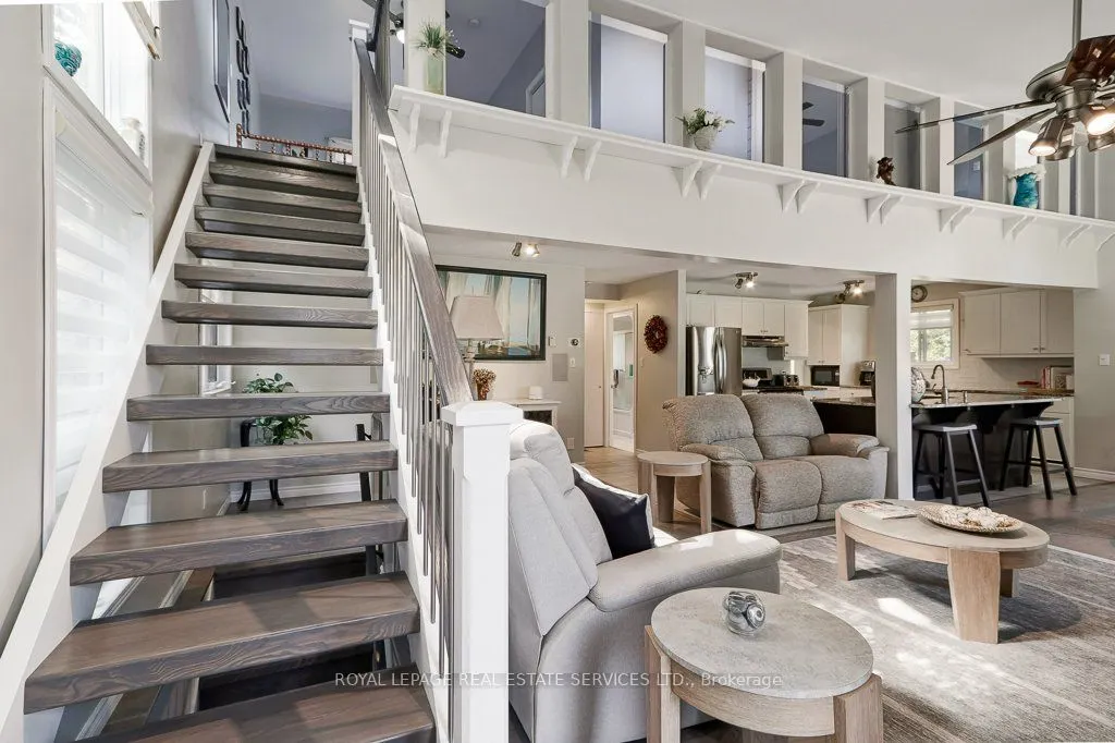 142 Lakeshore Road S