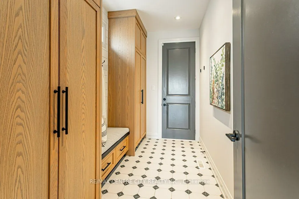 2336 Tokala Trail