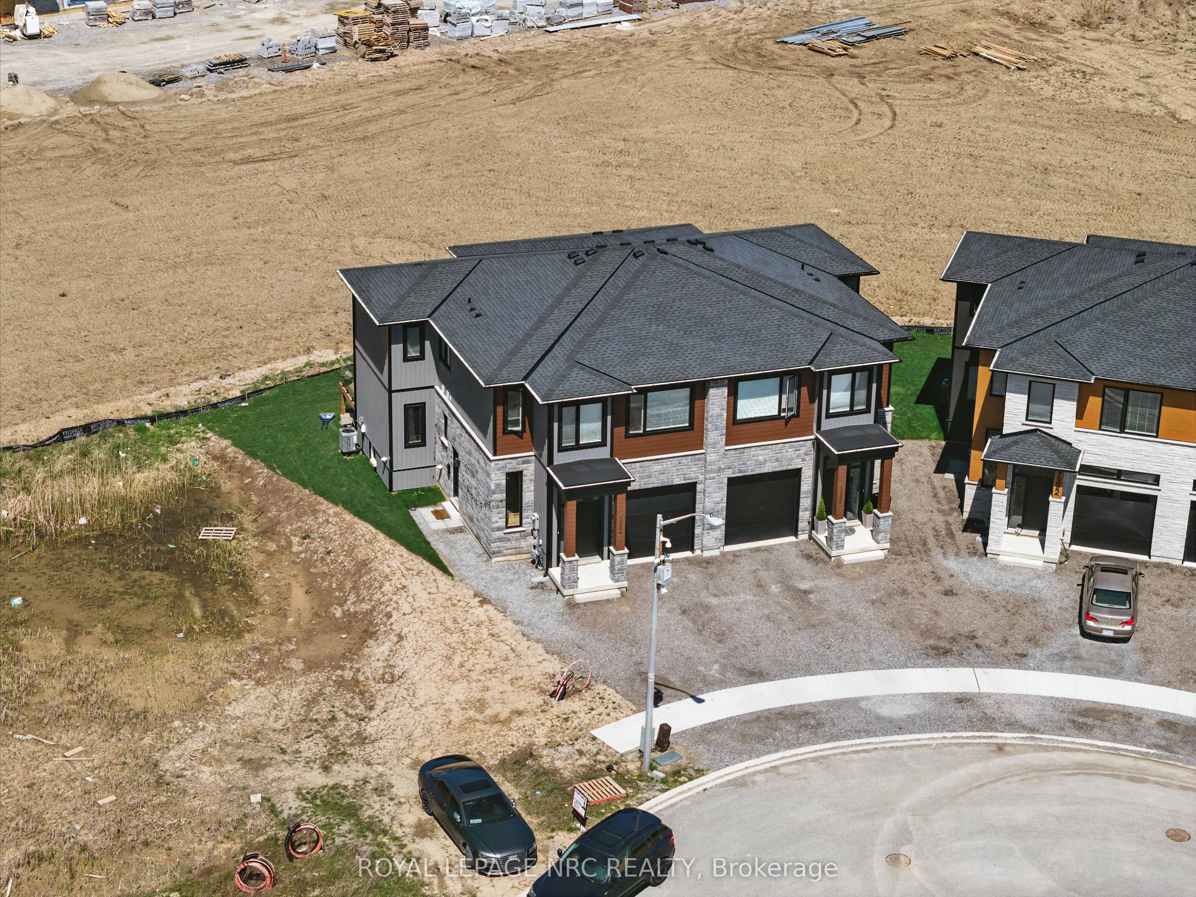 7386 Splendour Drive