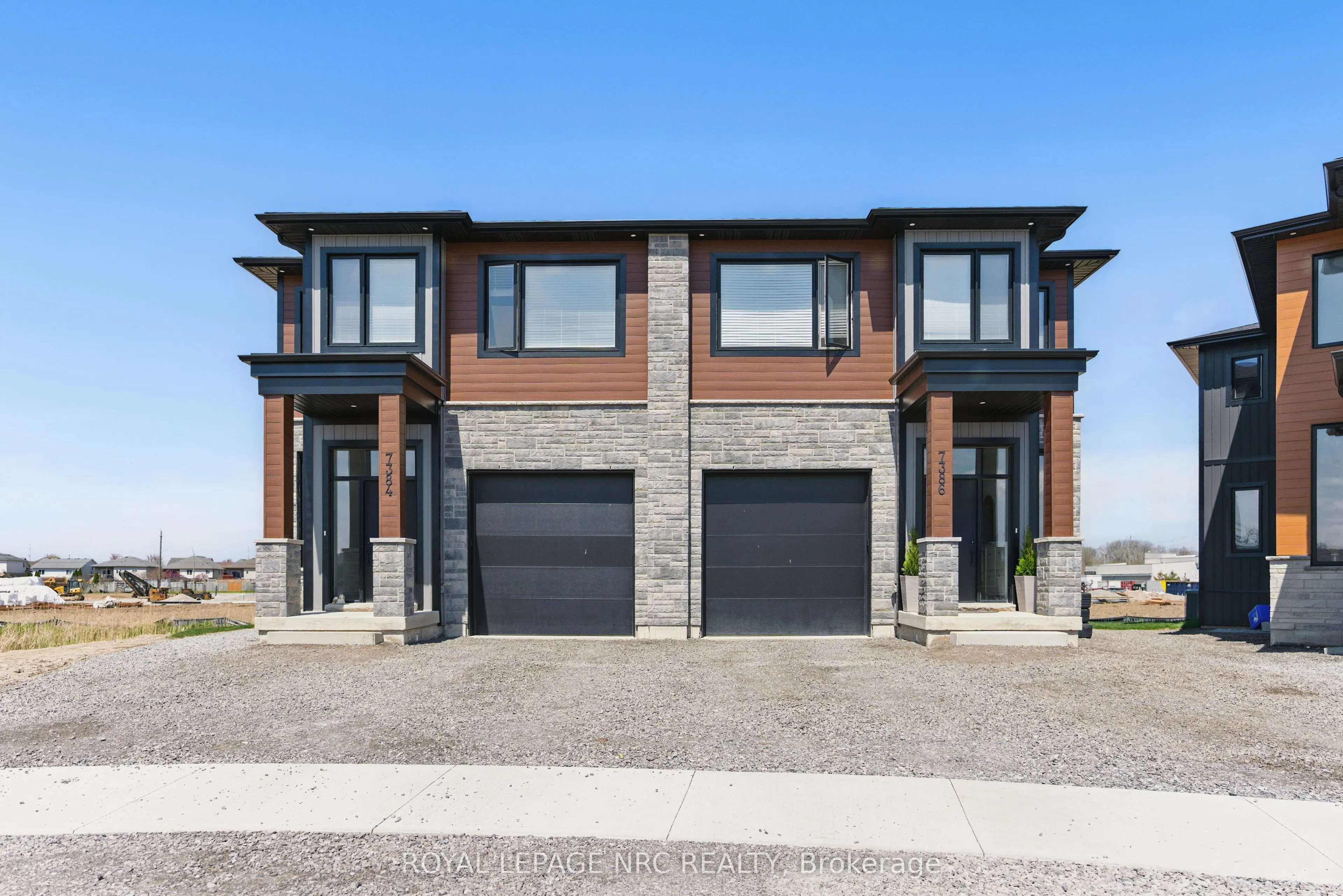 7386 Splendour Drive