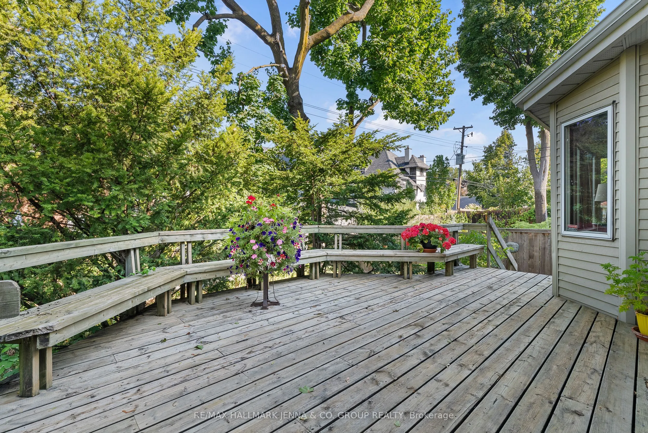 213 Glebe Avenue