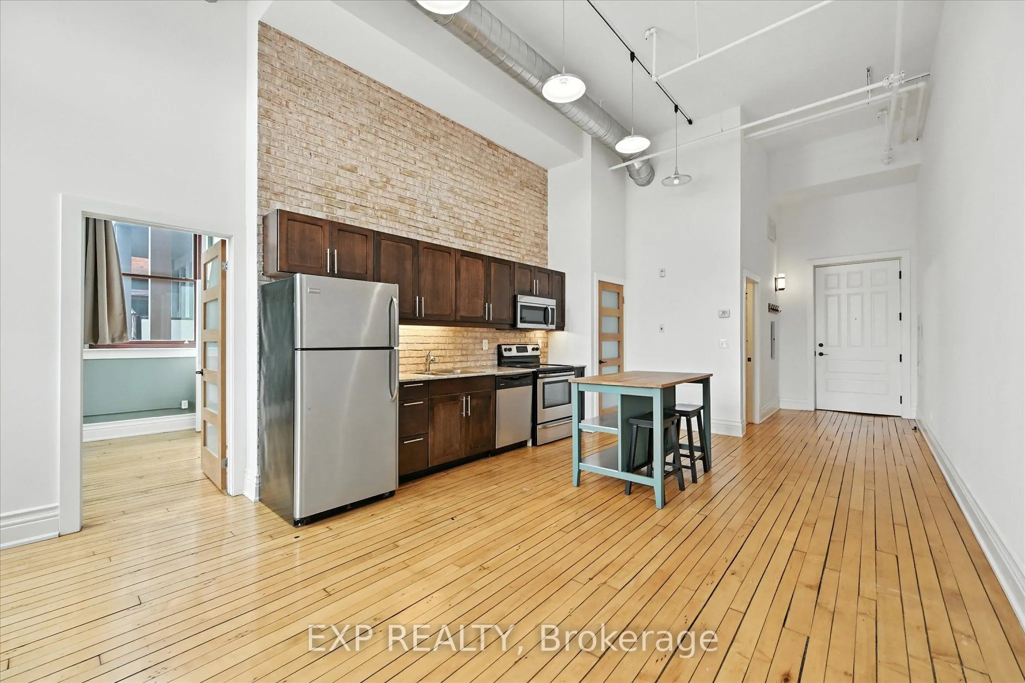 200 Stinson Street, #204