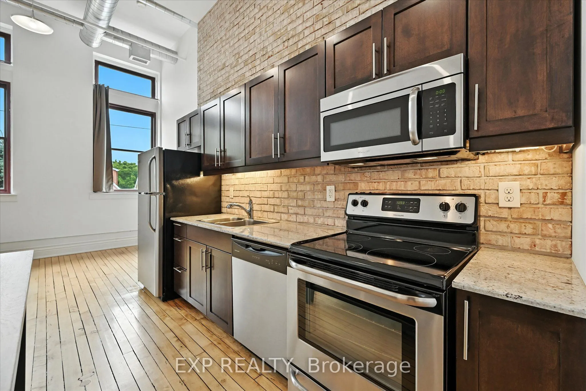 200 Stinson Street, #204