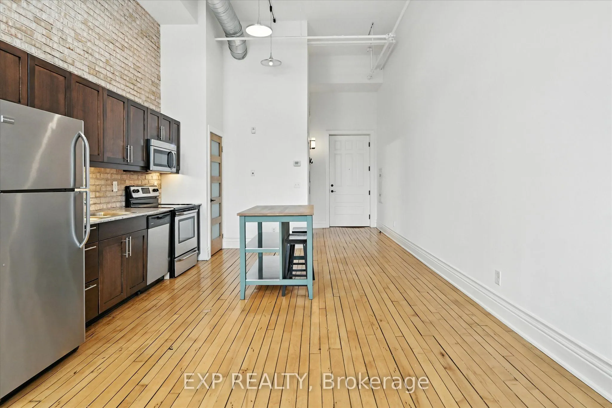 200 Stinson Street, #204