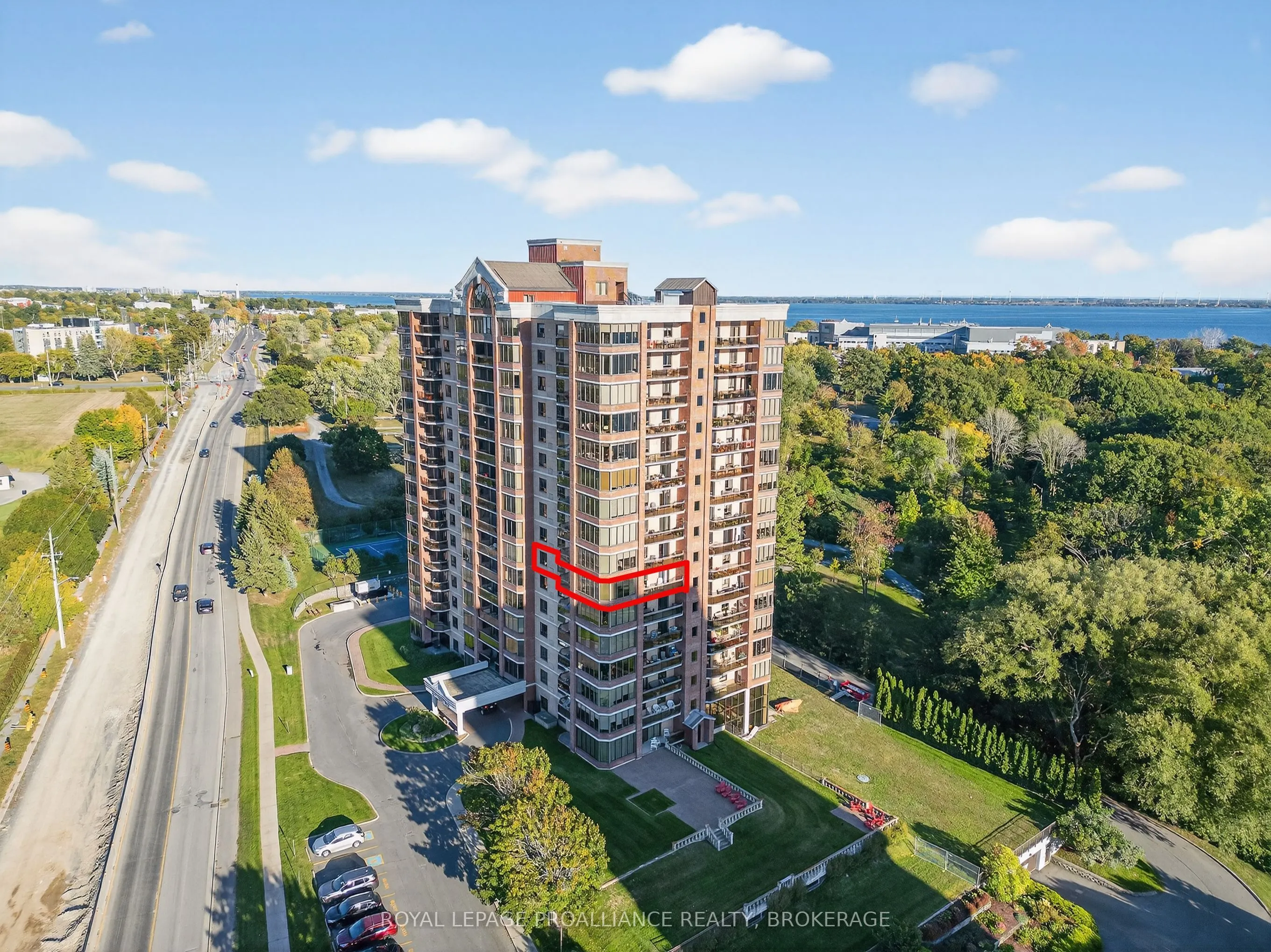 1000 King Street W, #701