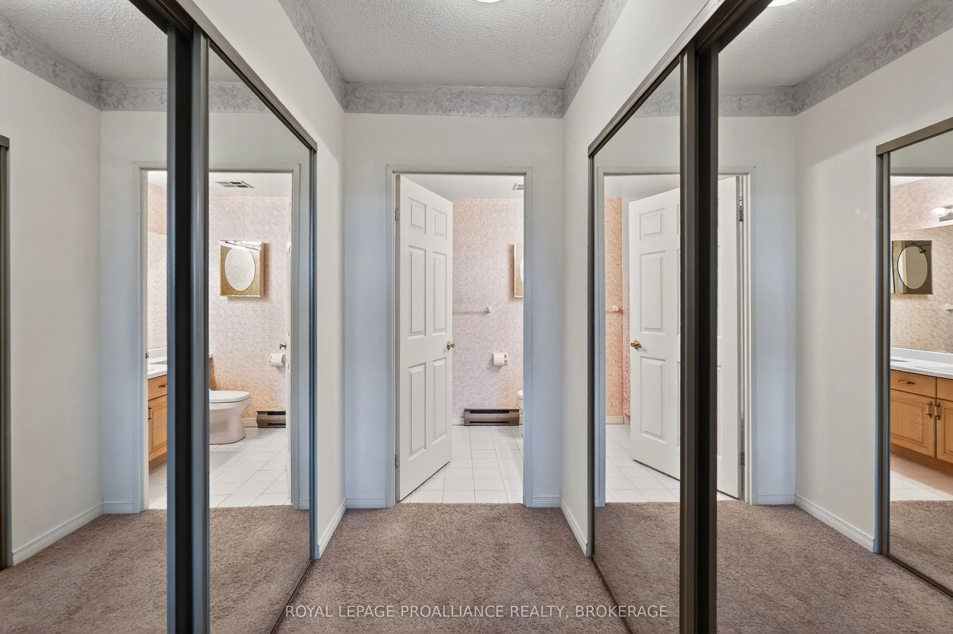 1000 King Street W, #701