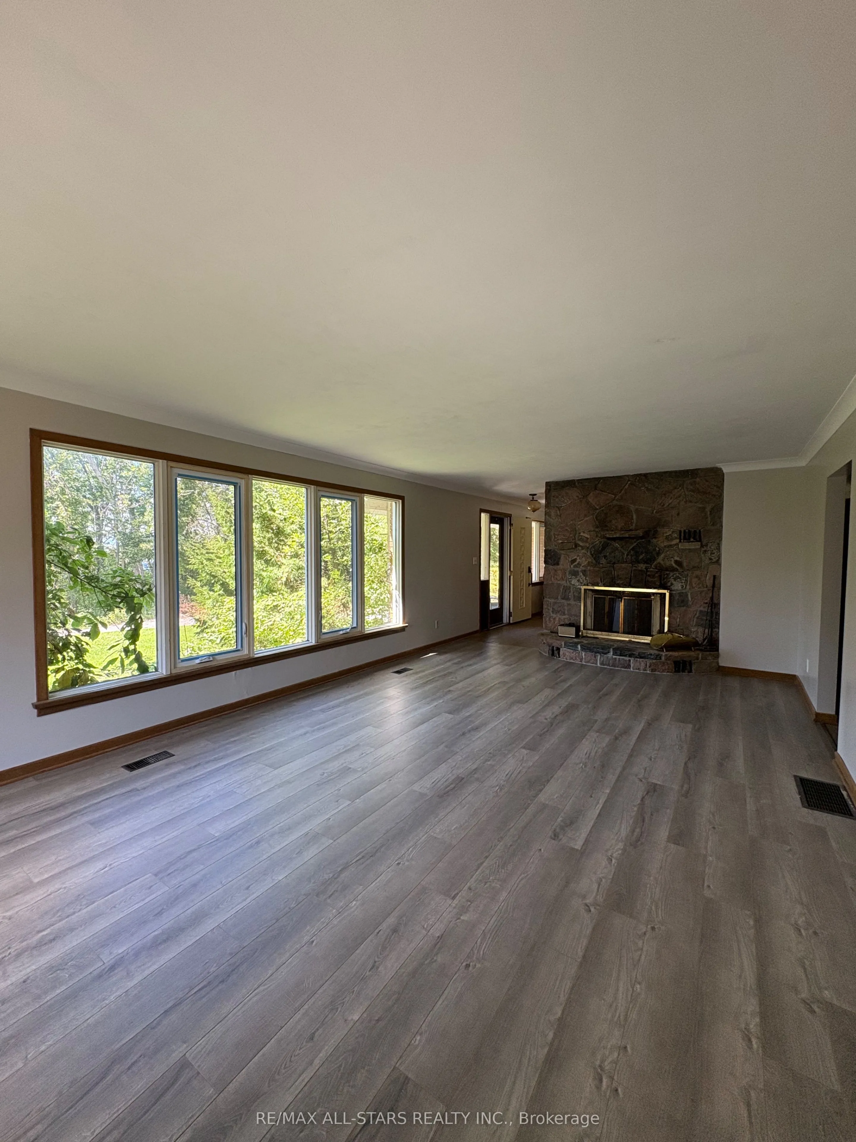 36 Cove Road