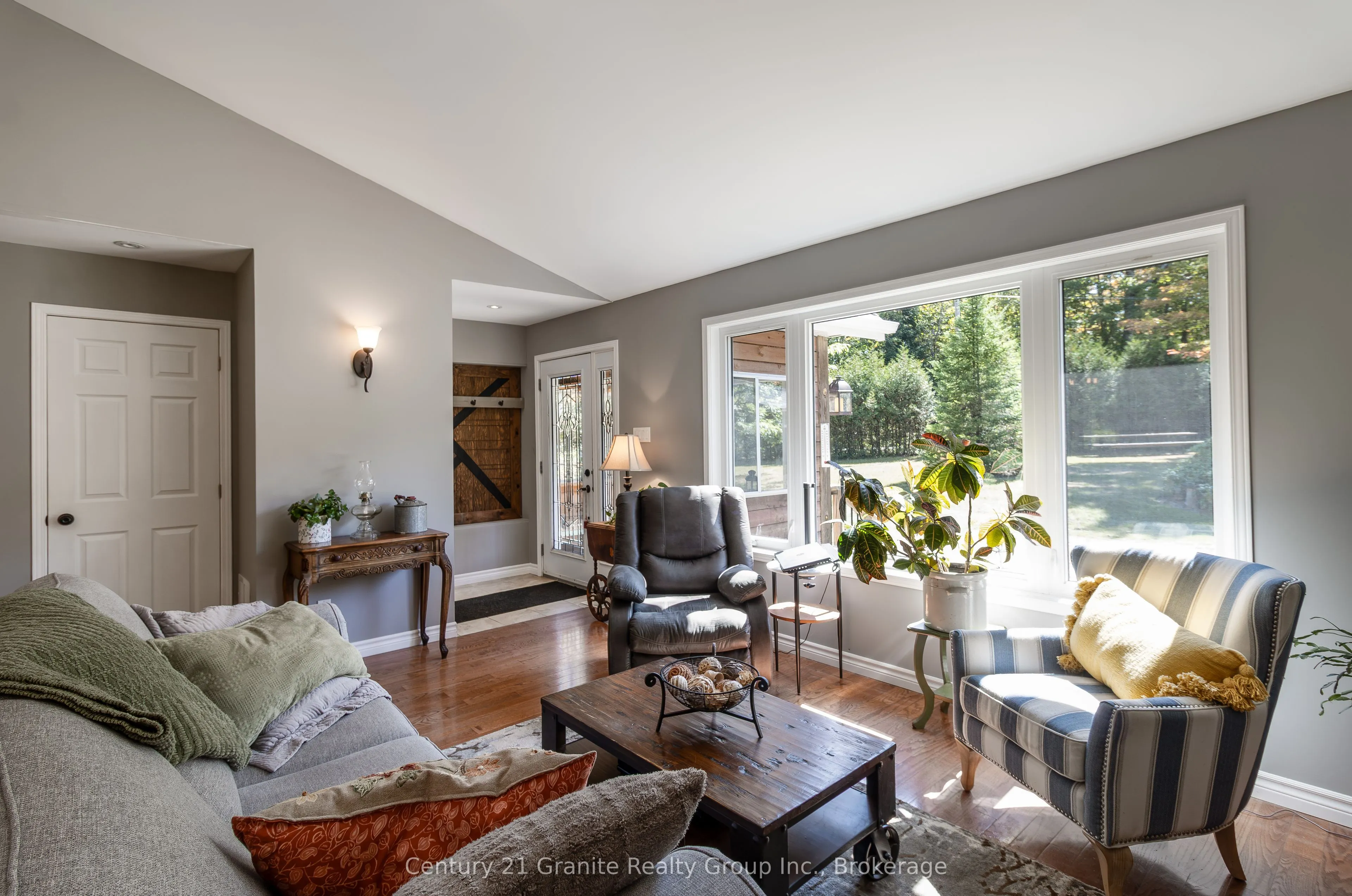 1263 Burkes Road