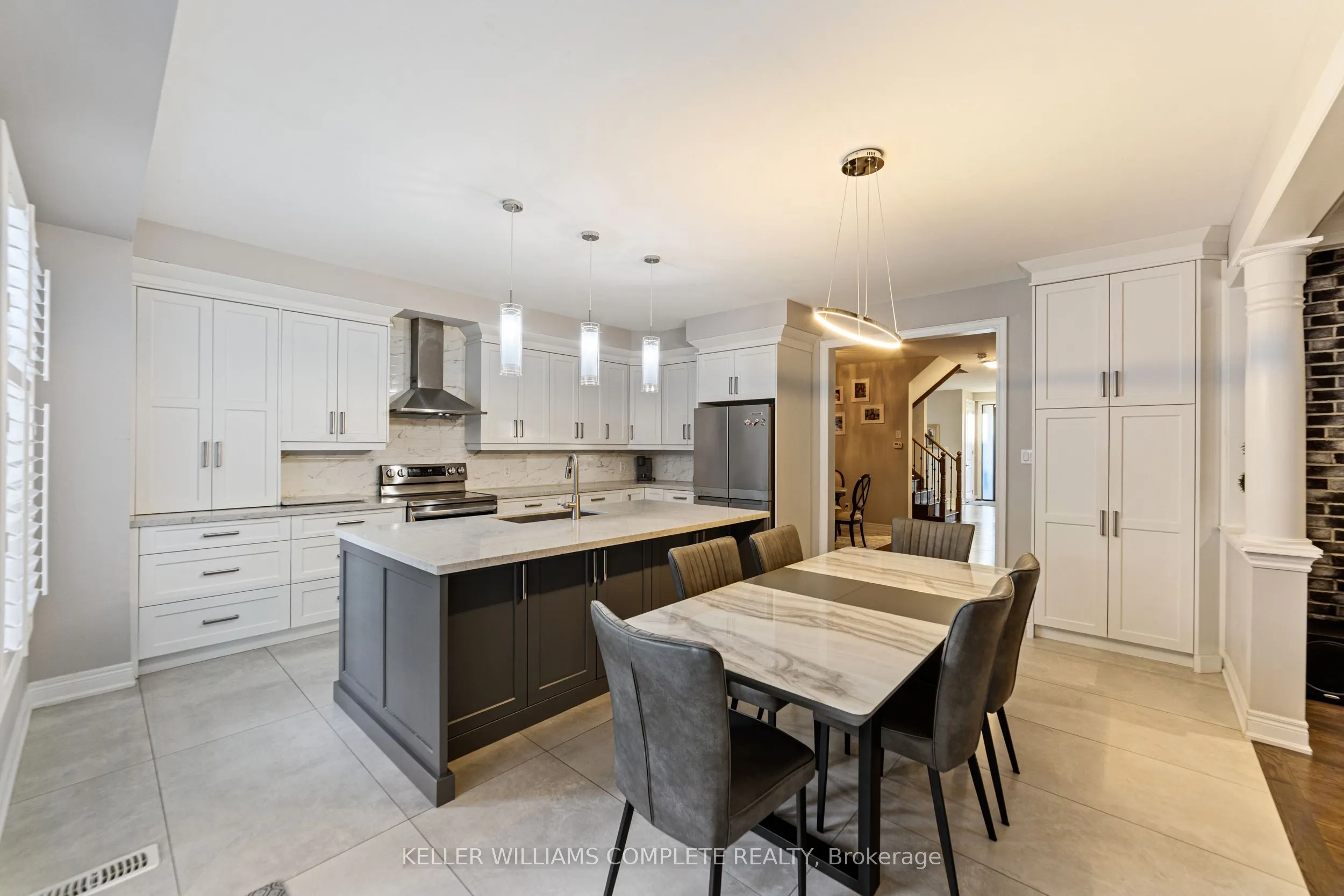 24 MACBEAN Crescent